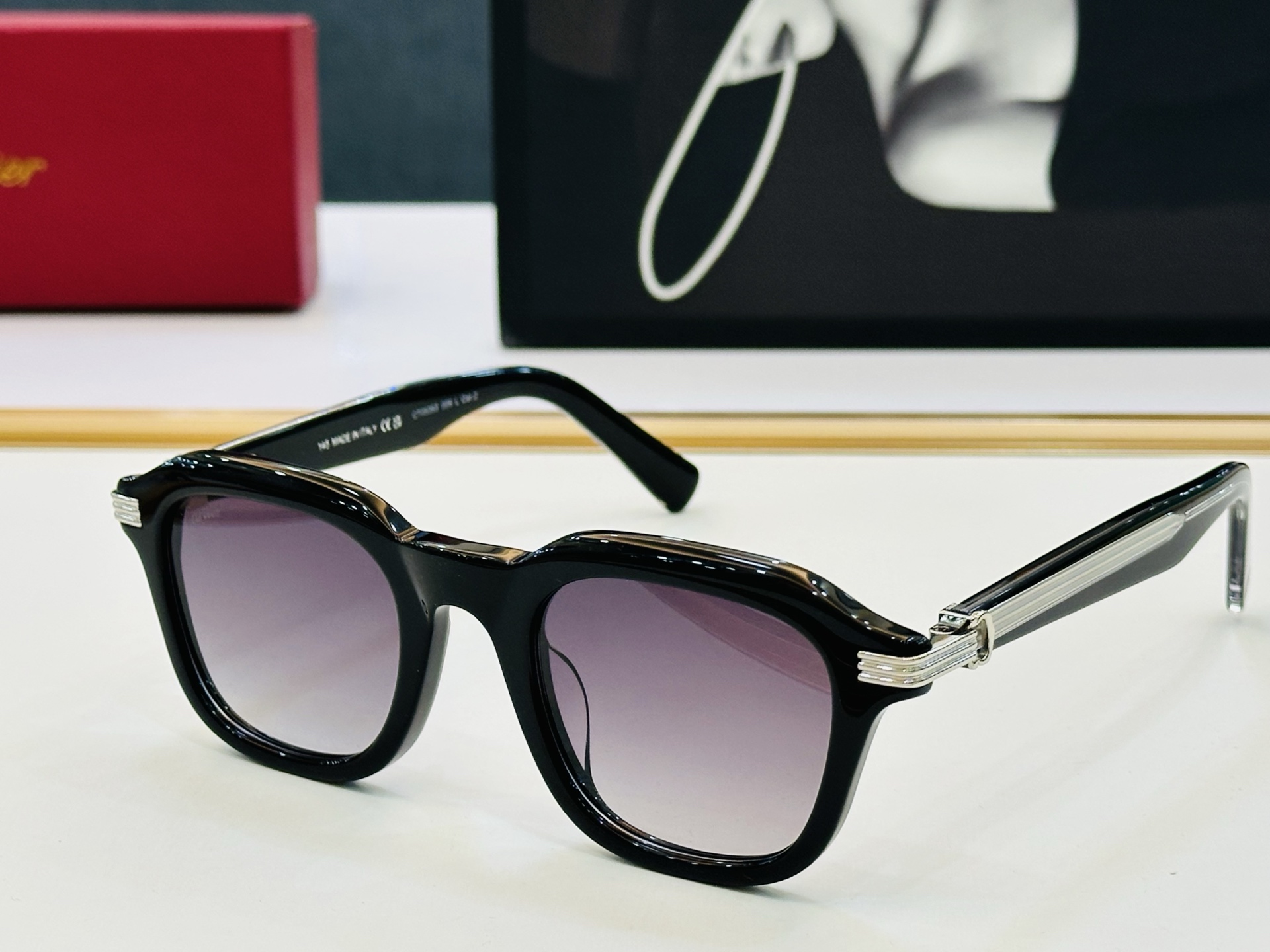 Cartie* 卡家 太阳镜 CT05363 Size：55口21-145 电镀工艺精湛气质十足！CC男