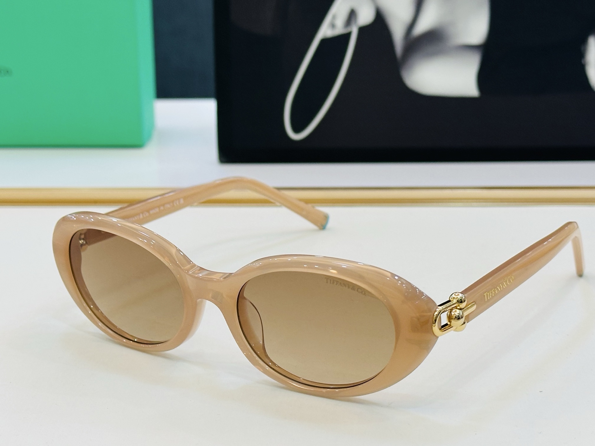 蒂芙家 Tiffany & CO. TF4242 Size：54口19-140 时尚太阳镜架 👍CC多色