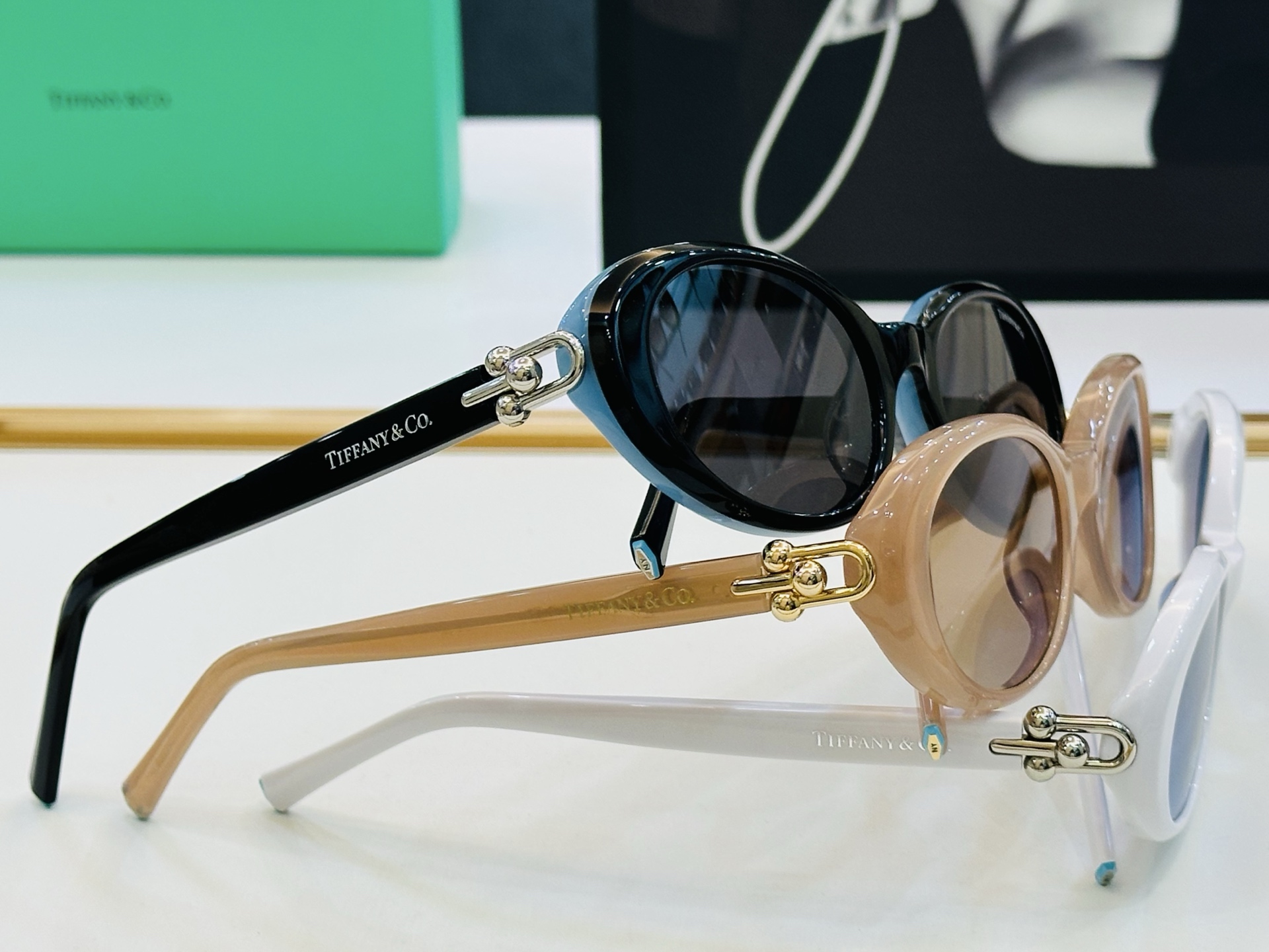 蒂芙家 Tiffany & CO. TF4242 Size：54口19-140 时尚太阳镜架 👍CC多色