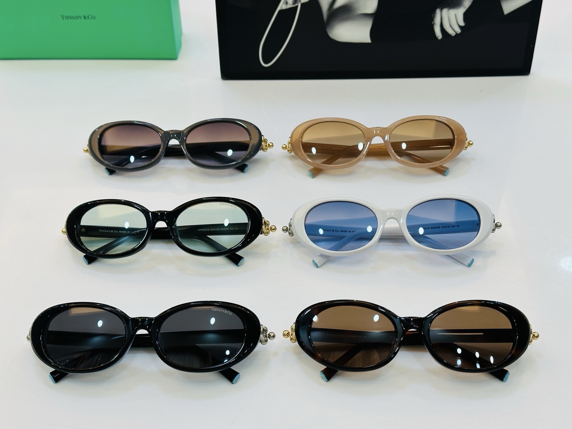蒂芙家 Tiffany & CO. TF4242 Size：54口19-140 时尚太阳镜架 👍CC多色