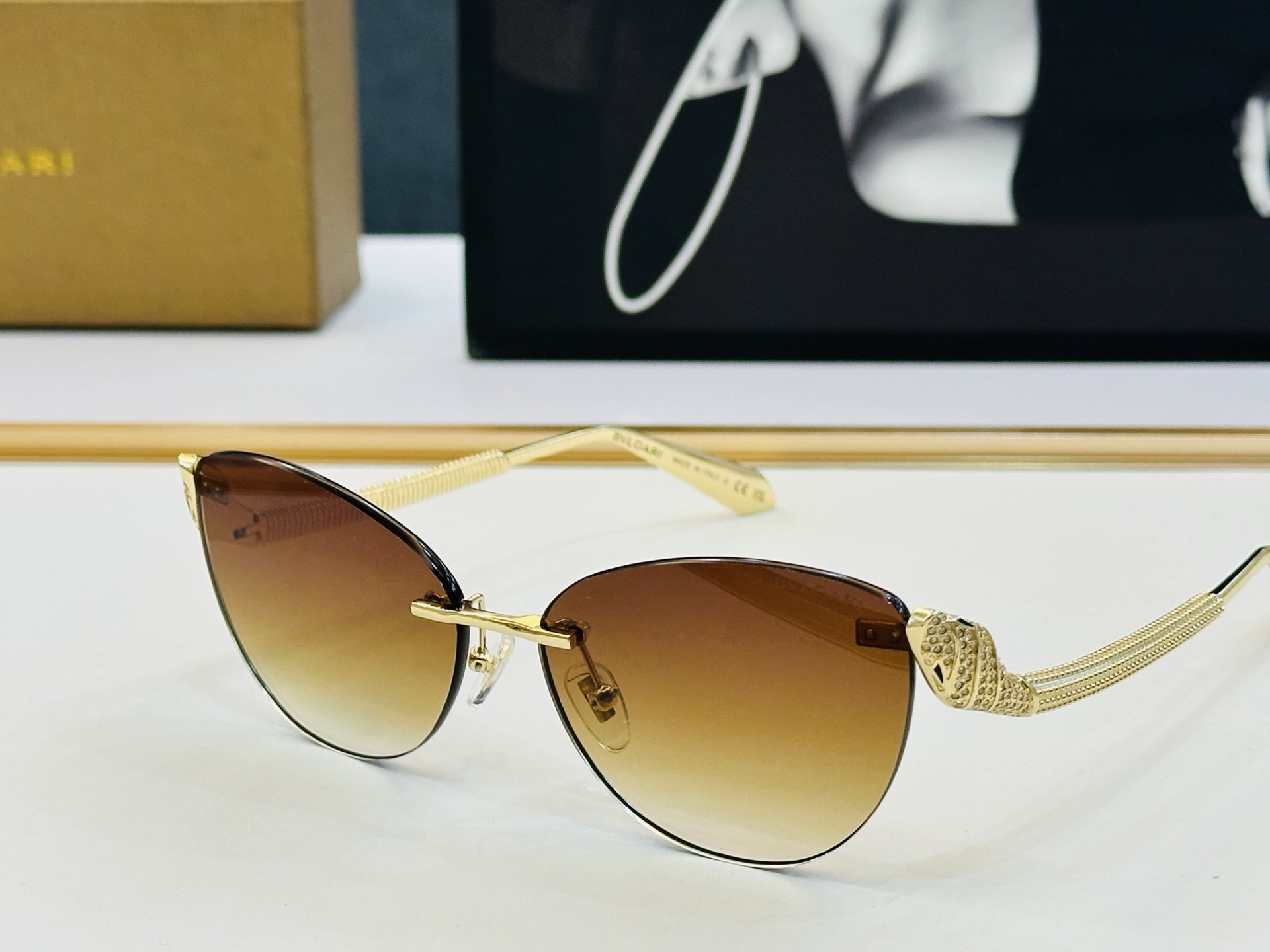 🆕款 官网同售 宝格家 BV40065U 👍 Size ：59口15-145 绝对要买😎品质非常完美 C