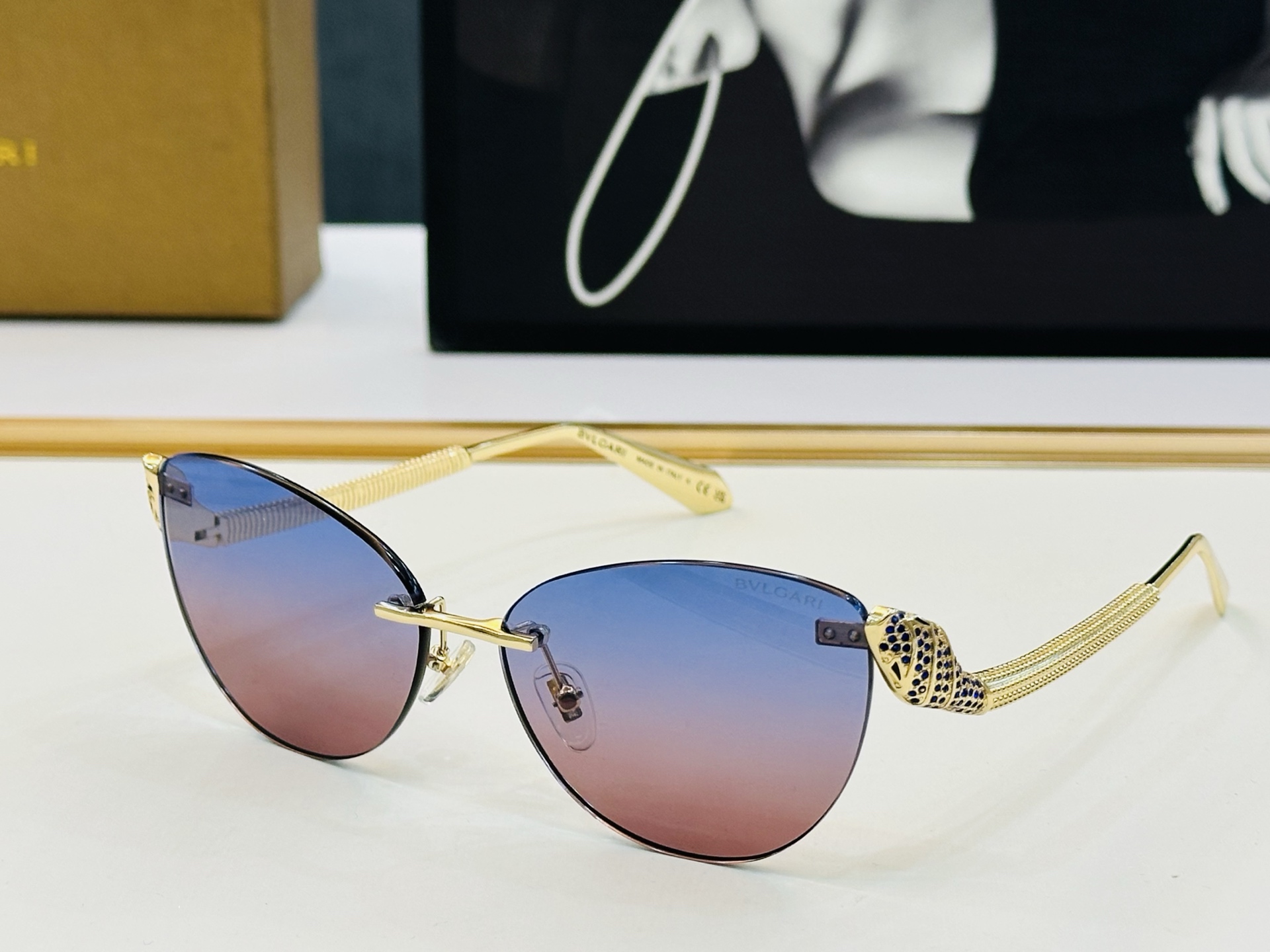 🆕款 官网同售 宝格家 BV40065U 👍 Size ：59口15-145 绝对要买😎品质非常完美 C