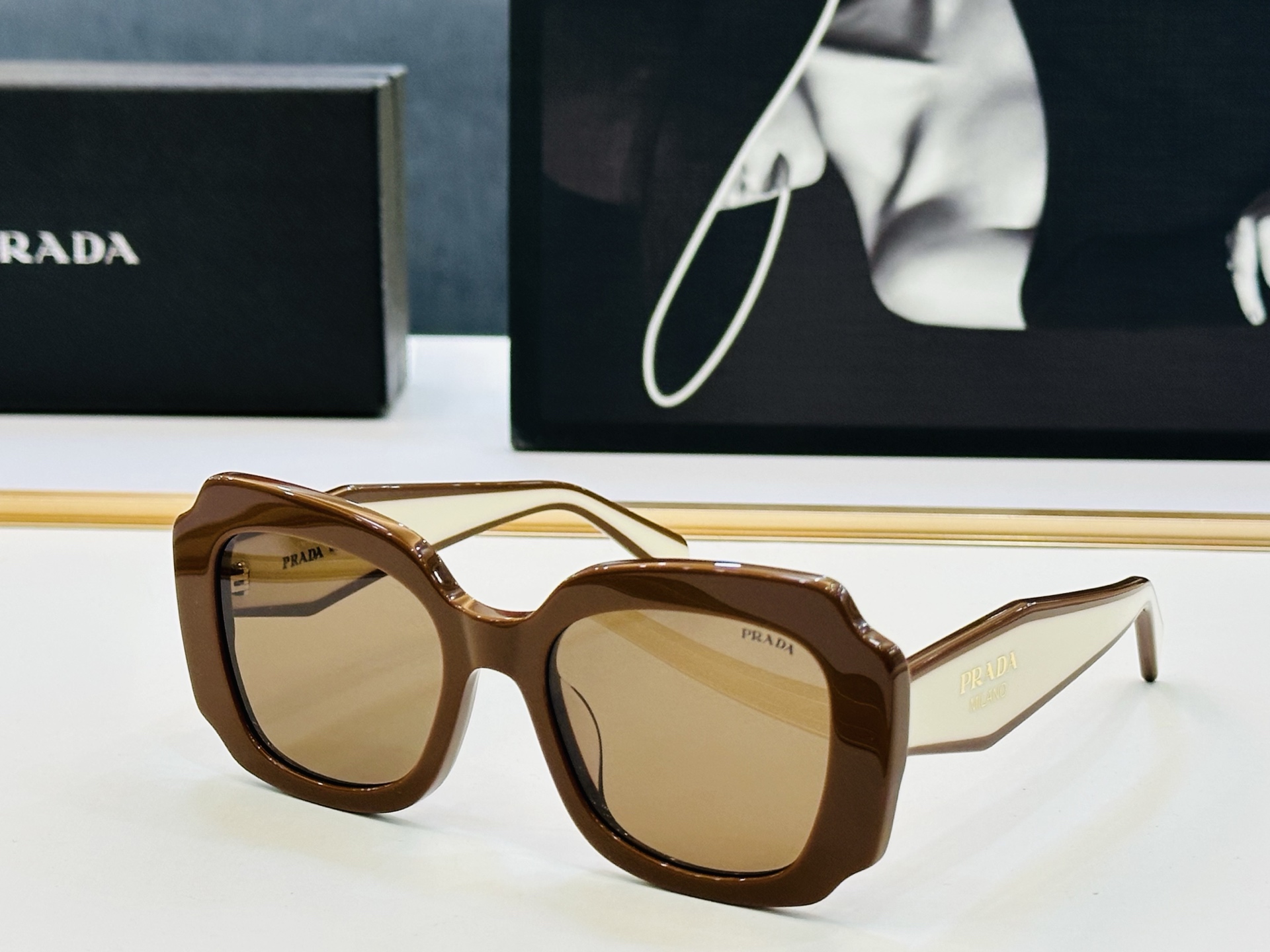 🔺PRAD*🔻普家 SPR16Y Size：51口21-145 眼镜系列堪称精湛制作 彰显独特个 L最新