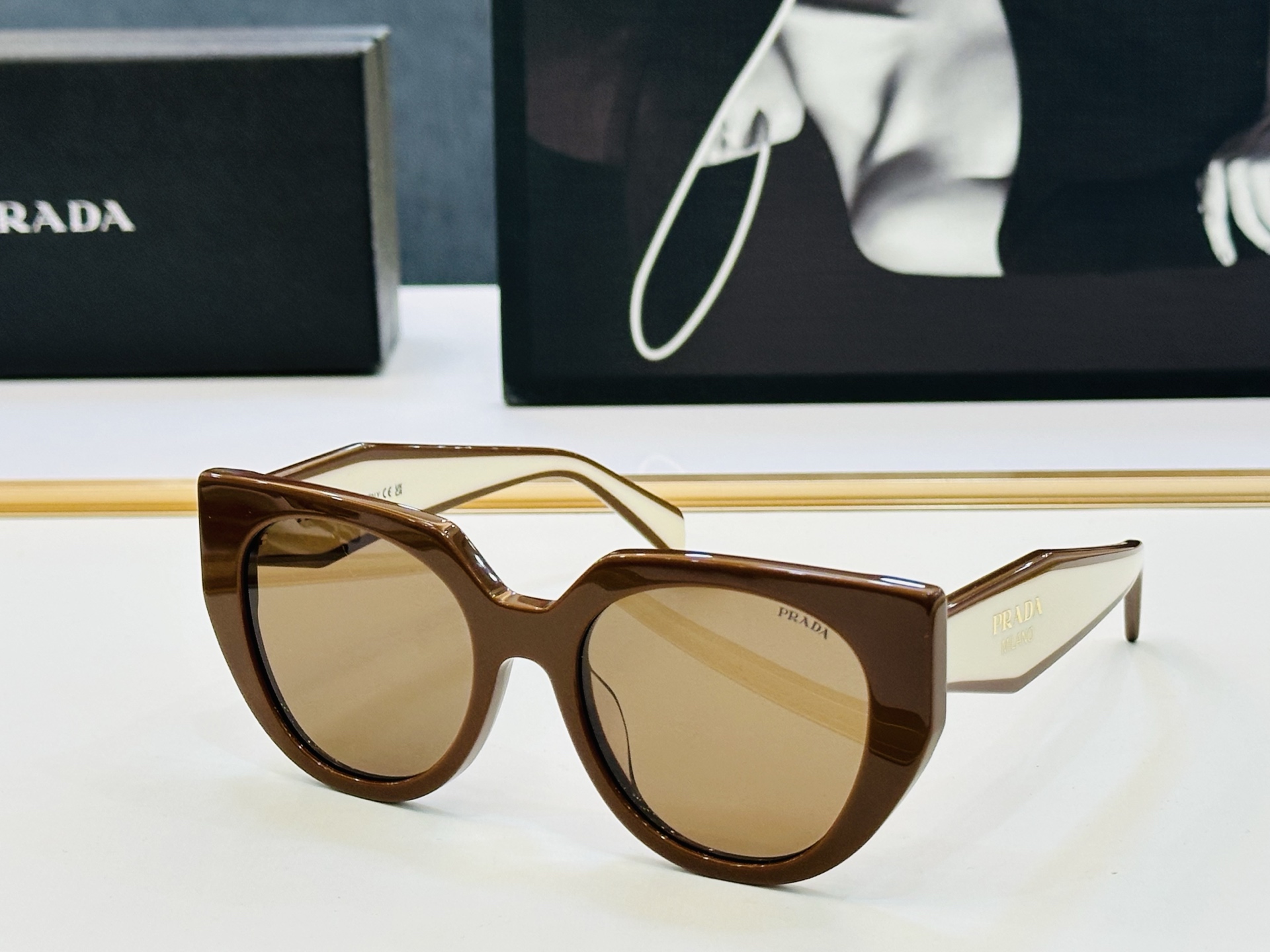 🔺PRAD*🔻普家 SPR14WS Size：52口21-145 眼镜系列堪称精湛制作 彰显独特个 L最