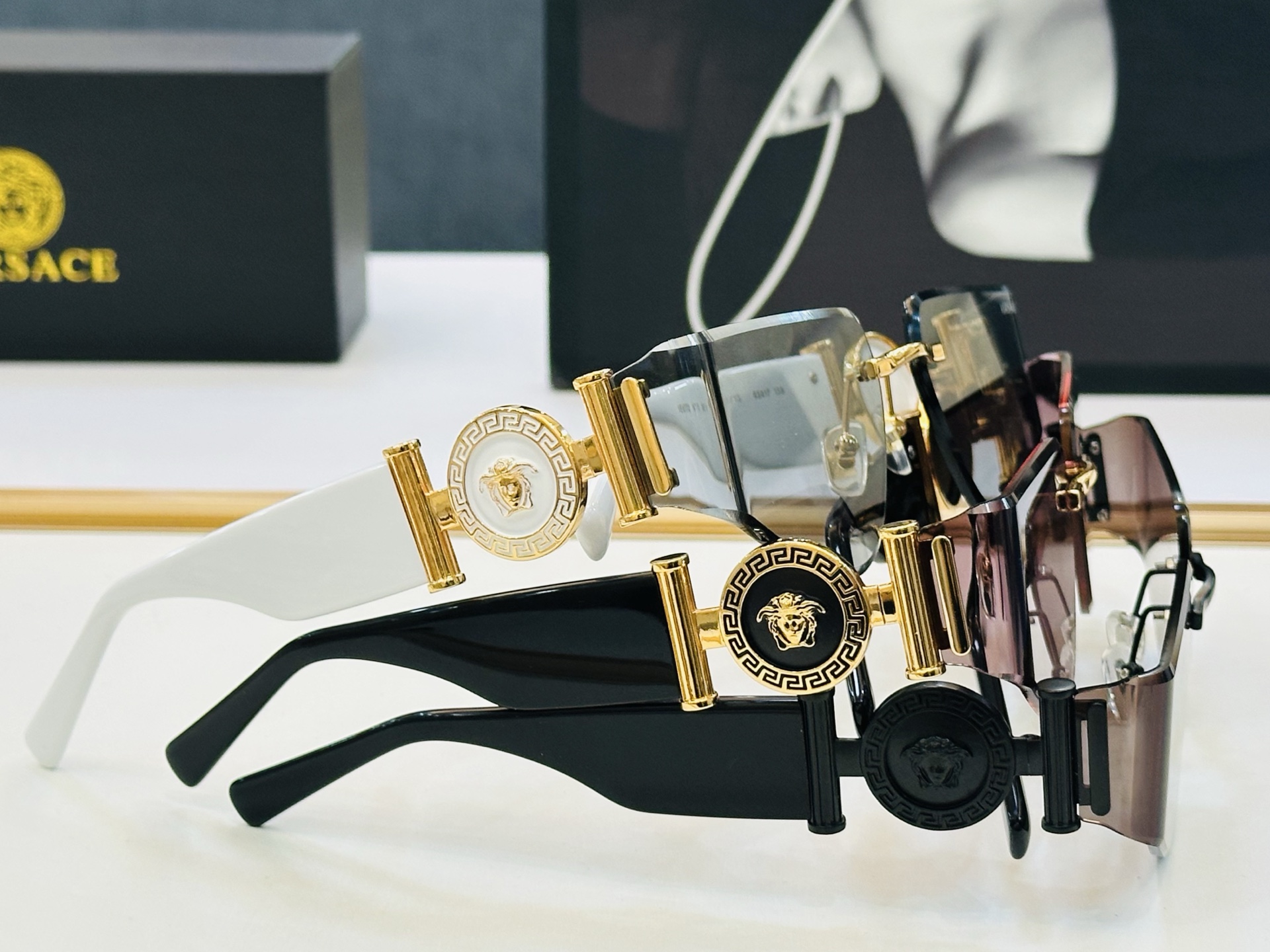 市面最高版本 范思家 VE6772 👍 Size ：63口17-138 😎真心美的让人非常非常心动 XL