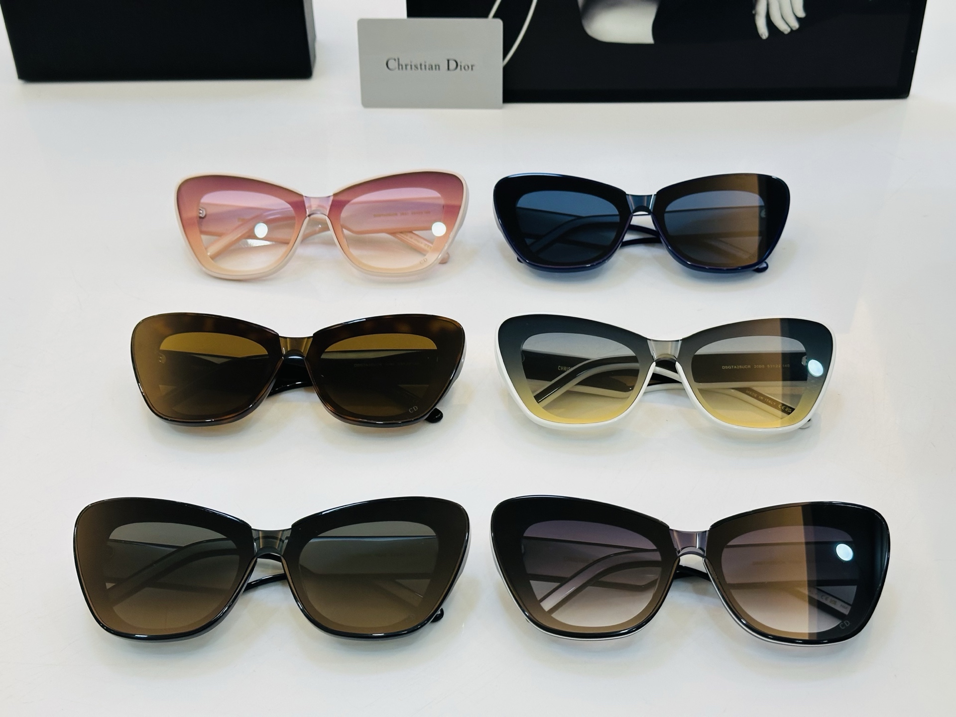 🔻🔻🔻DIO* 迪家 25UCR Size：53口22-140 春夏款墨镜 😎🔆 XL搭配镜腿精致 质量