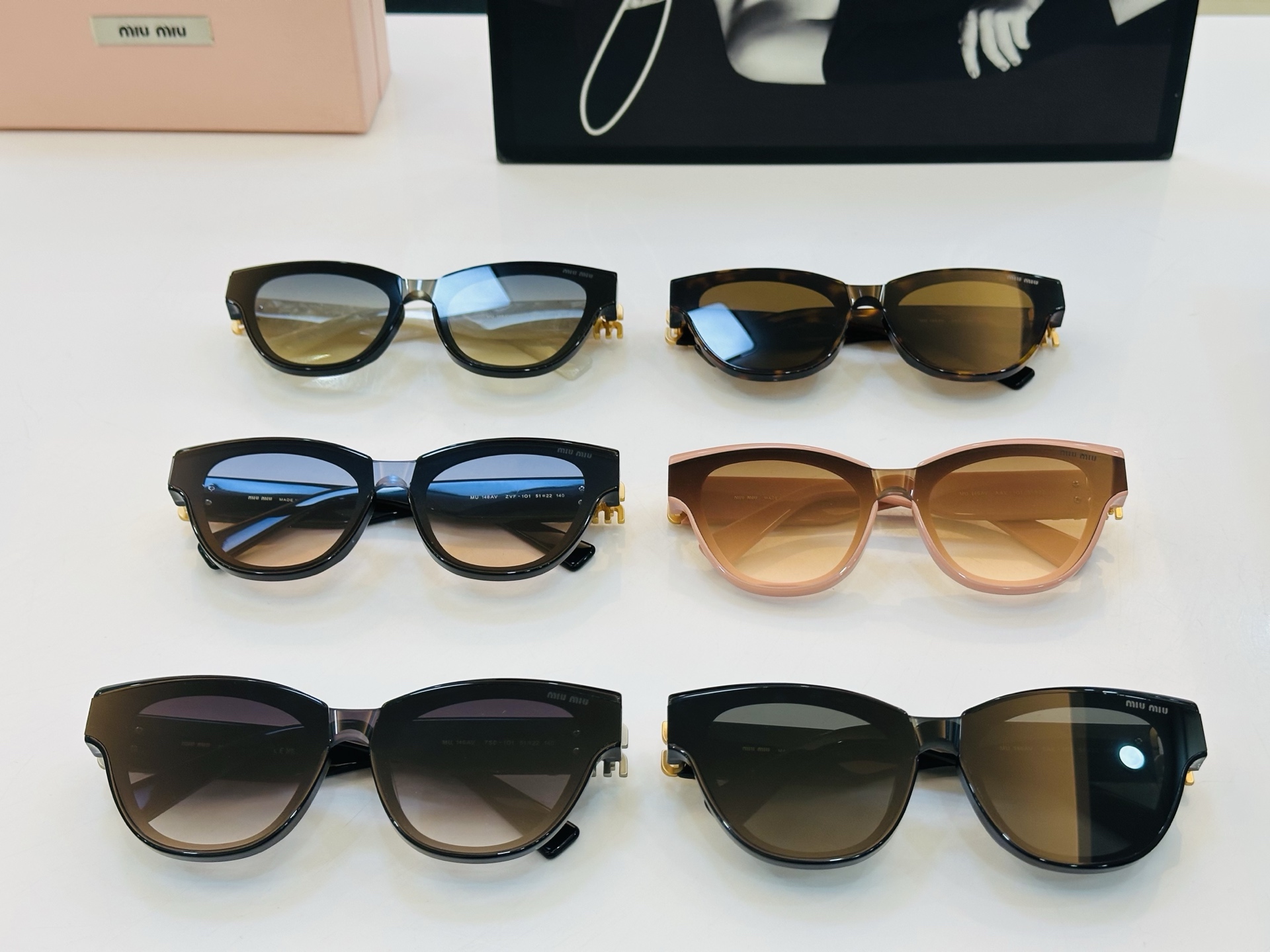 谬家 MU146AV Size：51口22-140 女士太阳眼镜 [玫瑰][玫瑰] 高档 XL时尚墨镜潮