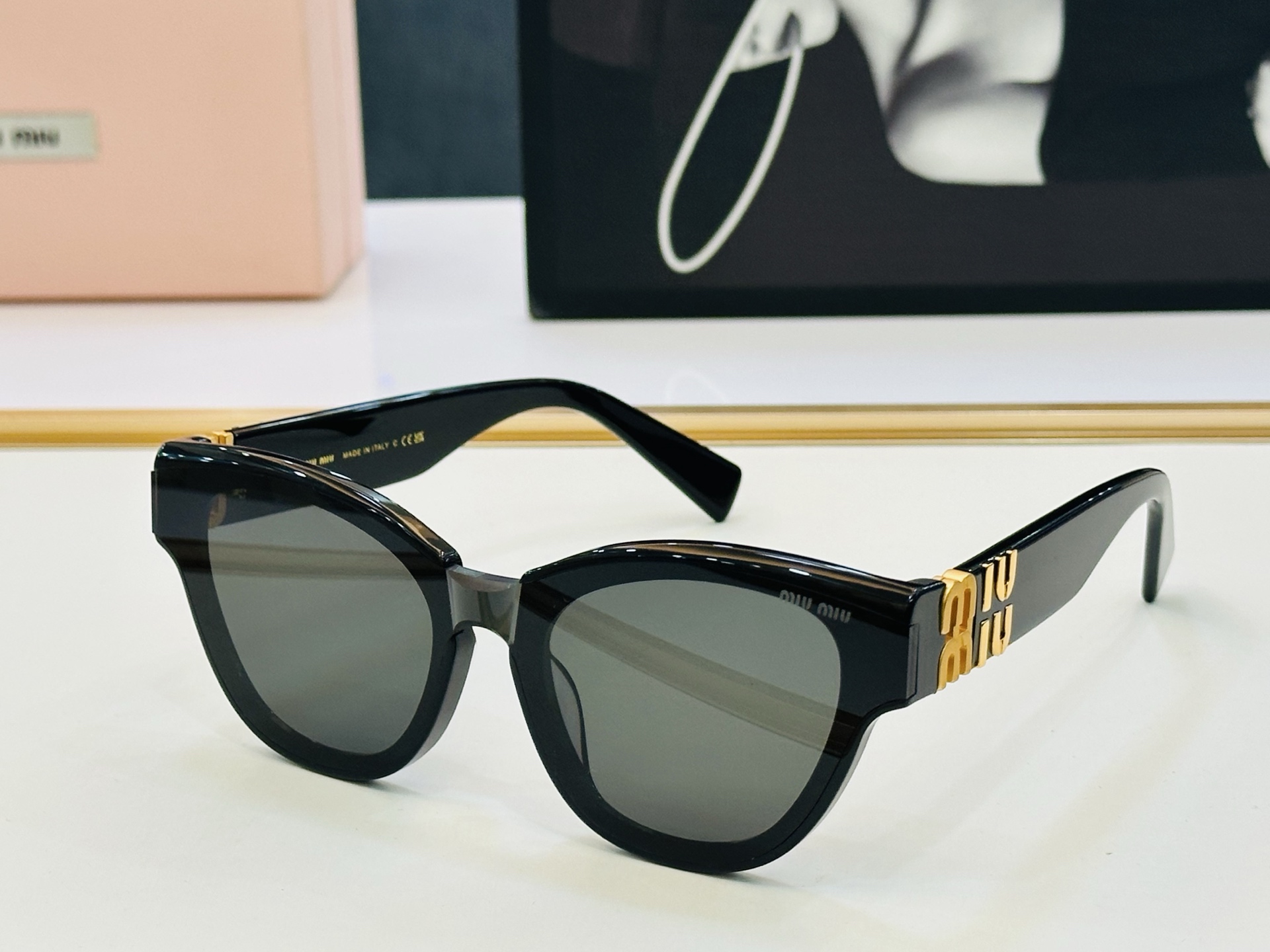 谬家 MU146AV Size：51口22-140 女士太阳眼镜 [玫瑰][玫瑰] 高档 XL时尚墨镜潮