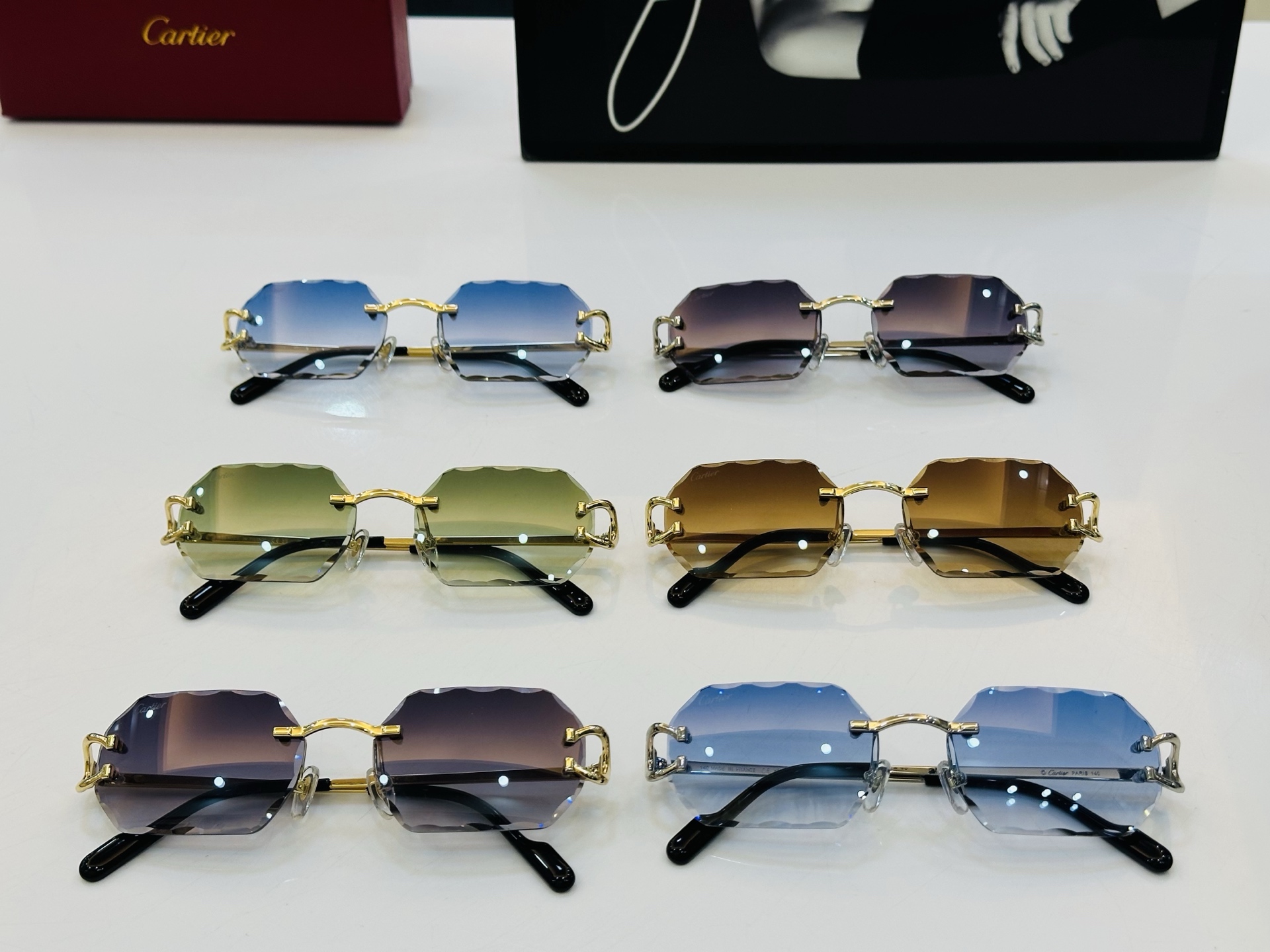 Cartie* 卡家 CT0333S 太阳镜 Size：55口18-140 工艺精湛气质十足！A男女同款