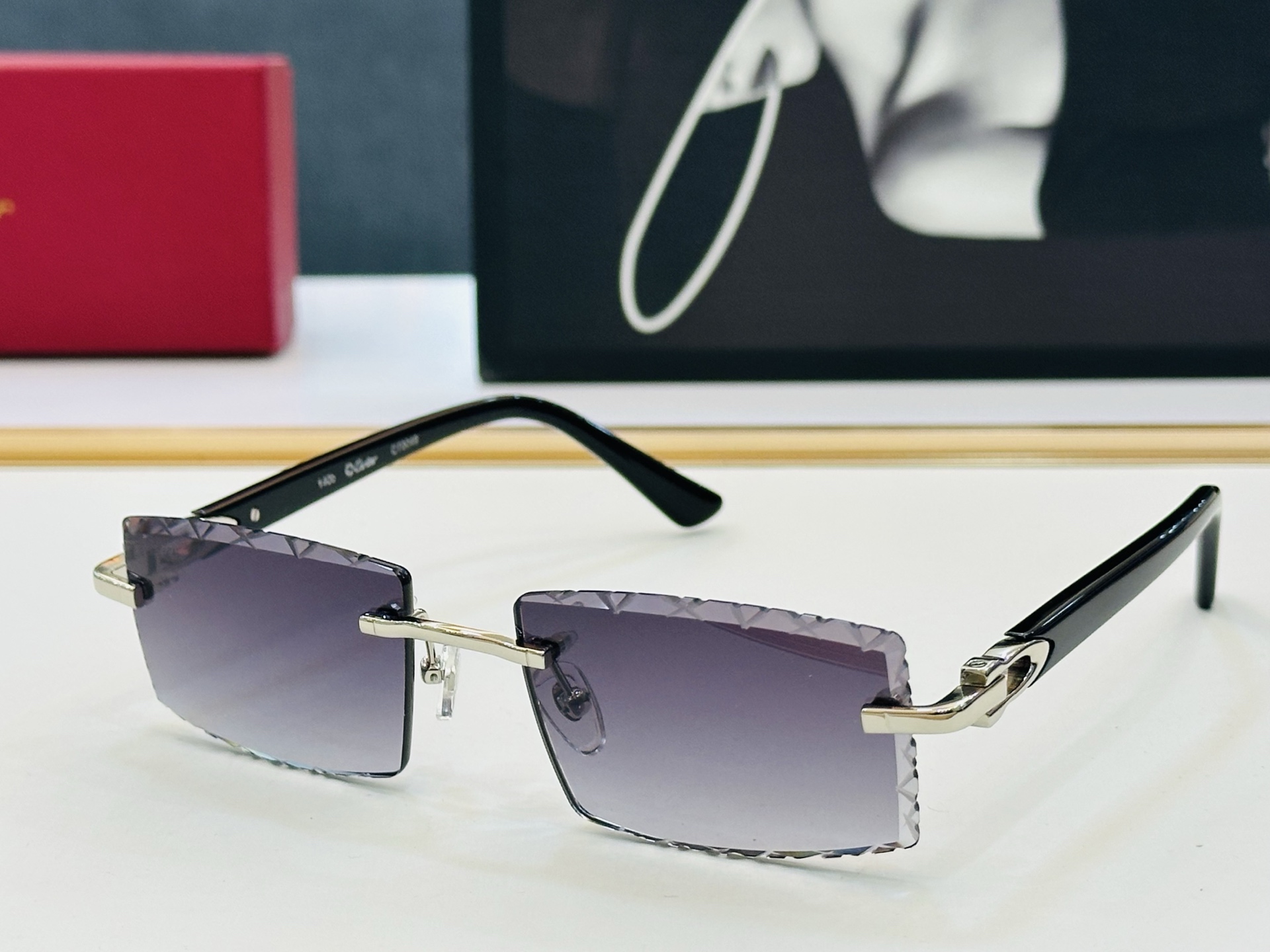 Cartie* 卡家 CT0049 太阳镜 Size：55口18-140 工艺精湛气质十足！A男女同款 