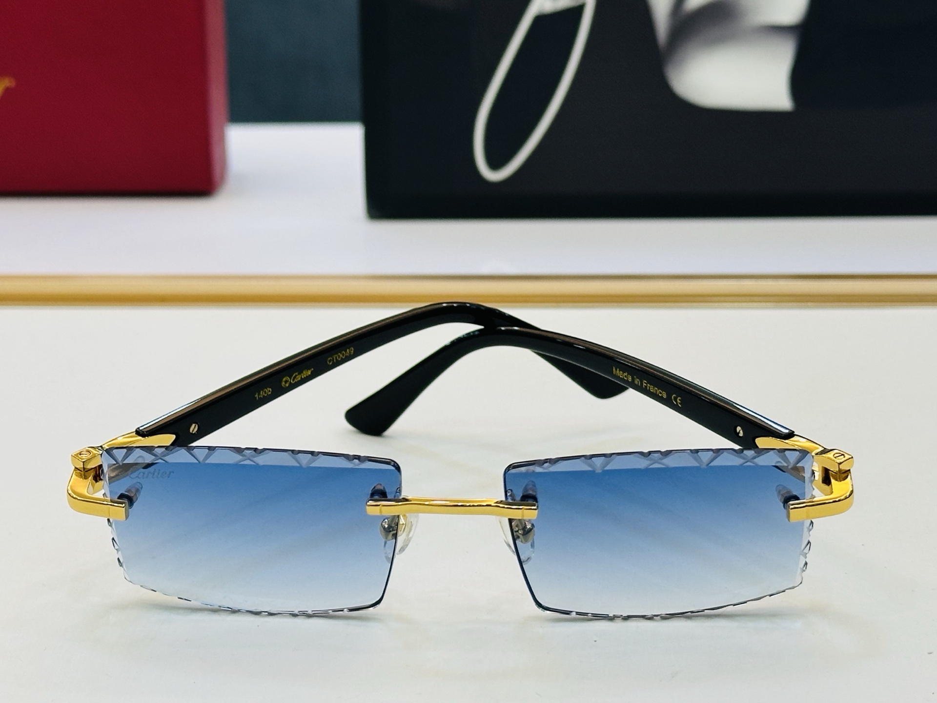 Cartie* 卡家 CT0049 太阳镜 Size：55口18-140 工艺精湛气质十足！A男女同款 