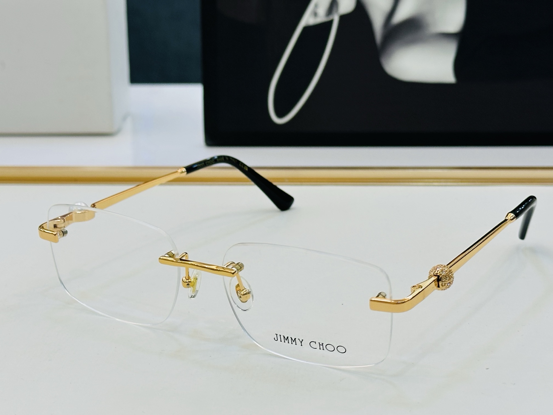 🆕 〖JIMMY CHO*/吉米家 MODEL: JC519 Size：58口17-143 🧤🧤将引发又