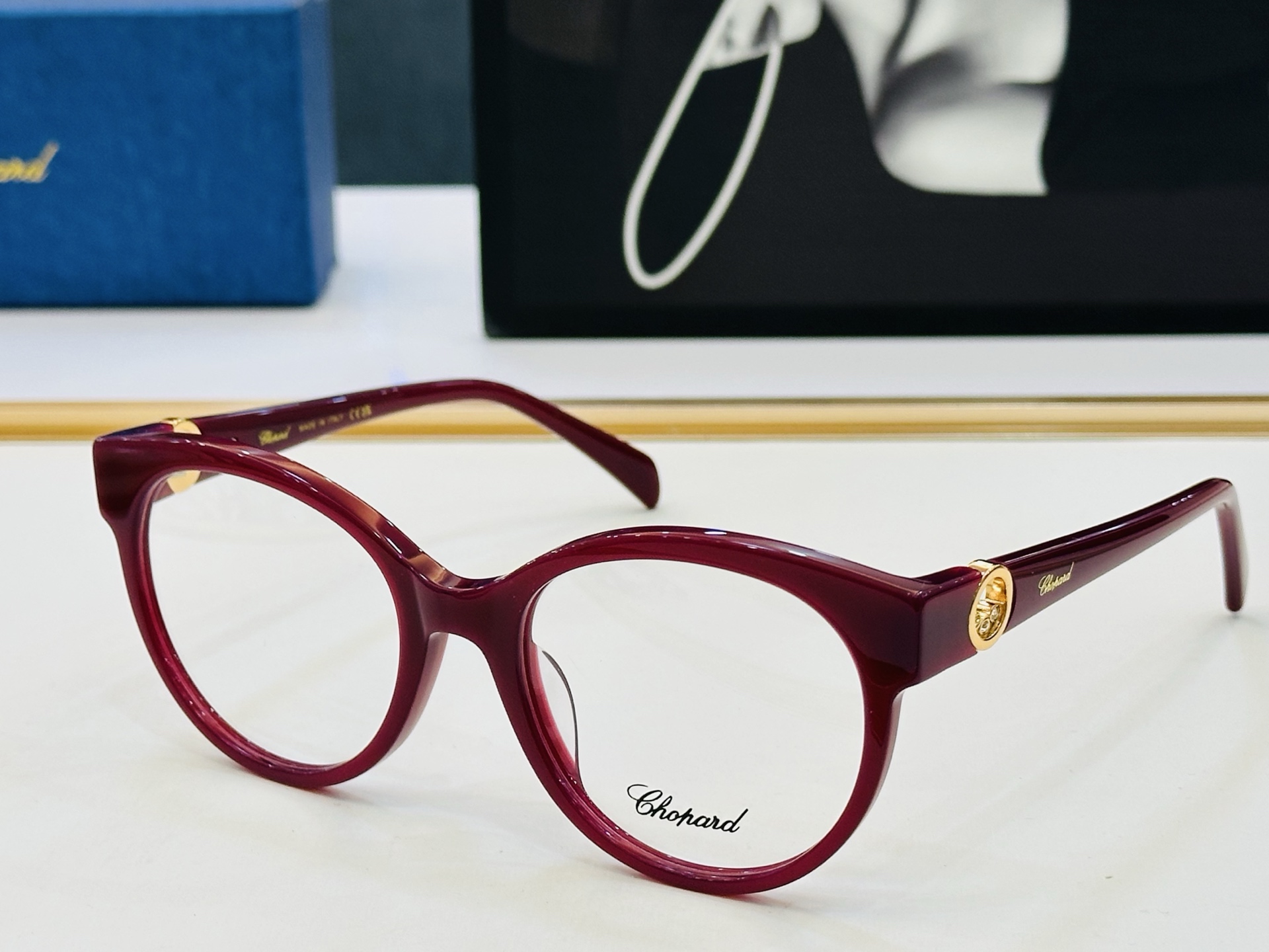 原版 ChoPard肖邦 MODEL: VCH350S Size：55口20-142 以现代时尚的设计风