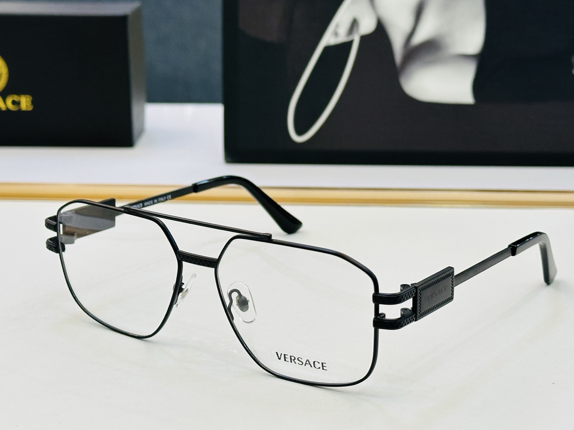 🎉🎉范思家 VERSACE✨✨✨MODEL：VE1302 Size：57口15-140 ✨L 有范
