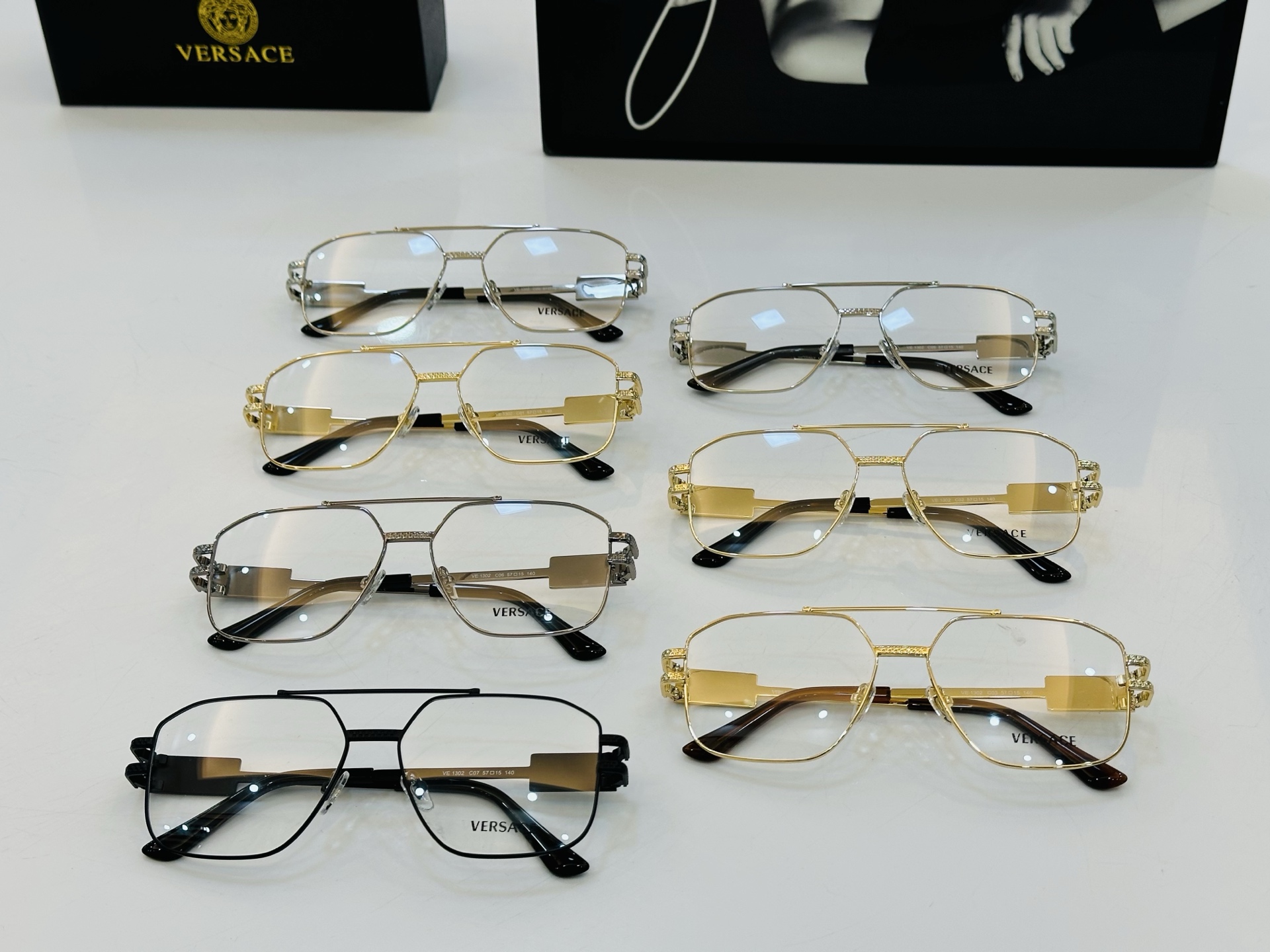 🎉🎉范思家 VERSACE✨✨✨MODEL：VE1302 Size：57口15-140 ✨L 有范