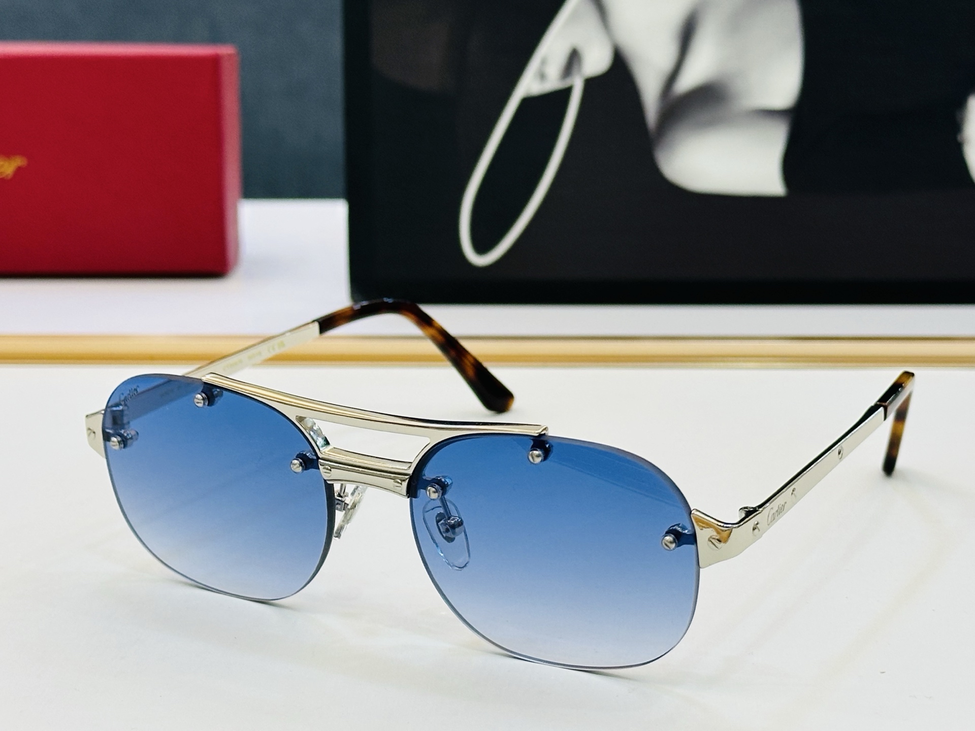 Cartie* 卡家 CT00676 太阳镜 Size：56口18-143 工艺精湛气质十足！X男女同款
