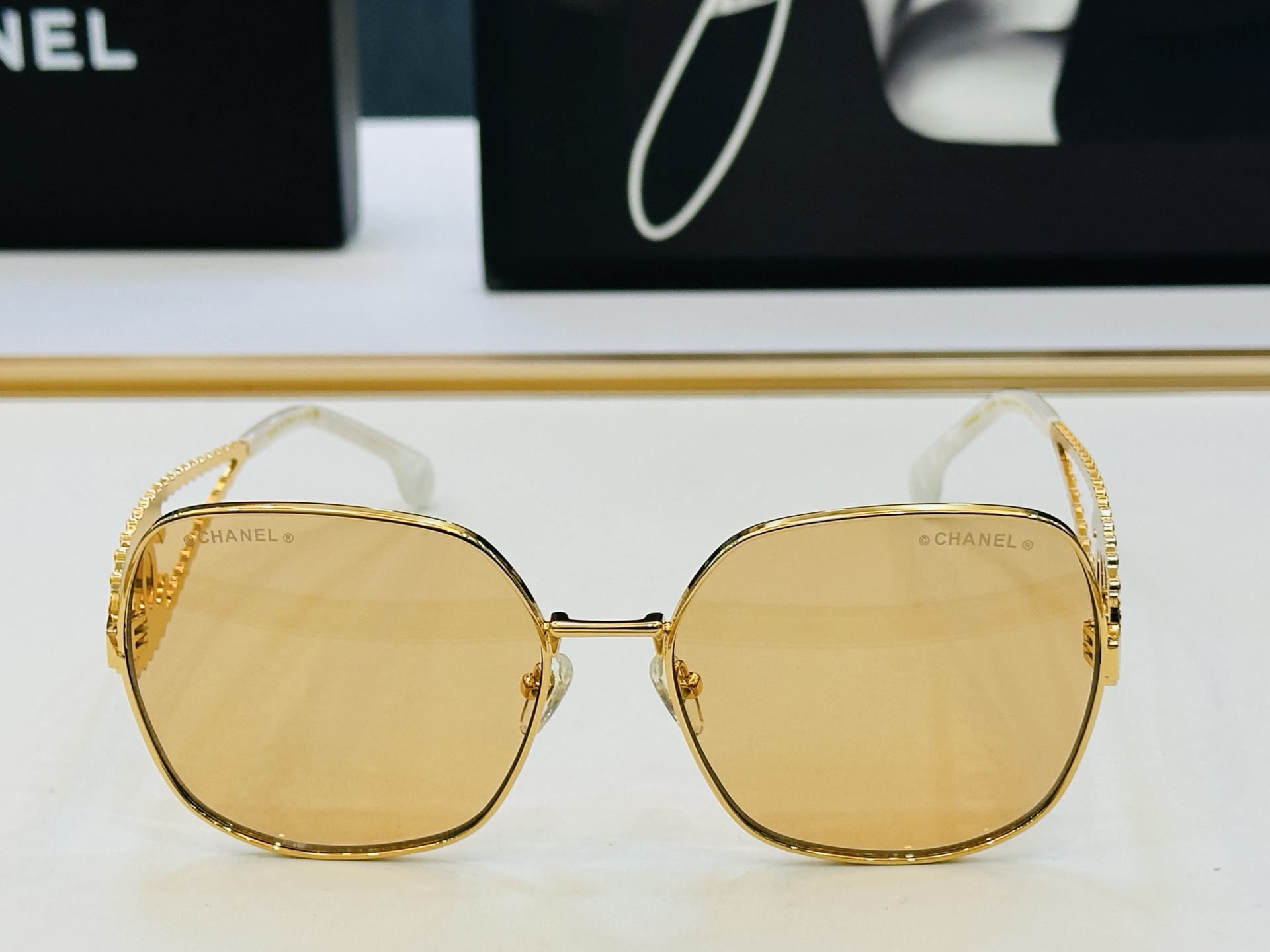 🆕 【CHANE*/香家】MODEL: A95106 Size：61口17-150 💅🏻💓b太阳镜