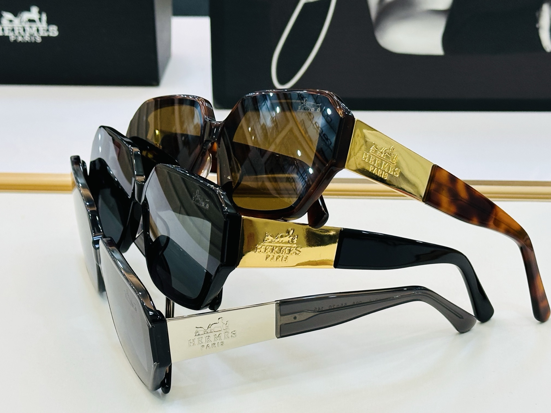 [玫瑰]爱马仕 网红款 9710 Size：55口20-145 👏🎉超级经典 高品质墨镜🎈色][色] J