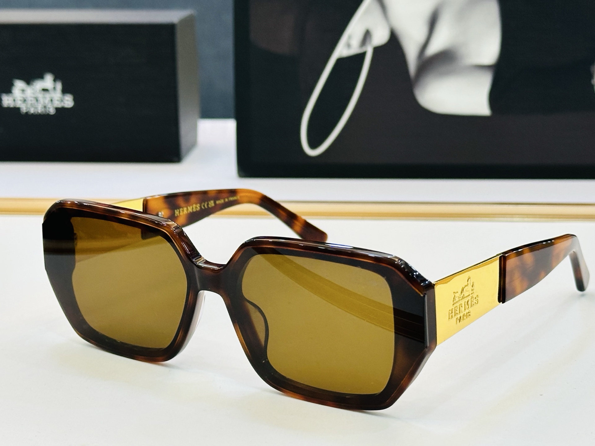 [玫瑰]爱马仕 网红款 9710 Size：55口20-145 👏🎉超级经典 高品质墨镜🎈色][色] J