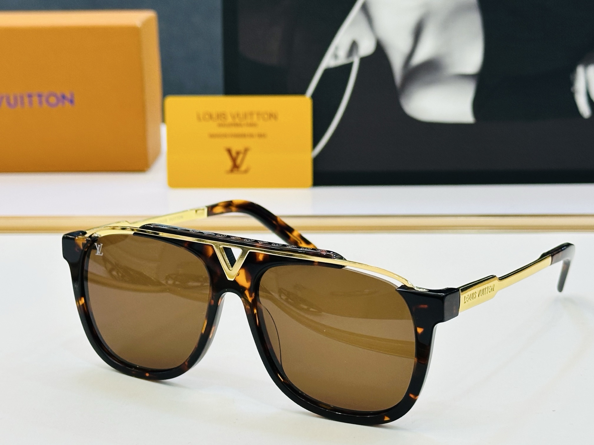 🆕🔺LOUIS VUITTO*🔻路易家 Z0938E 金属框架 方形款男款墨镜 size: 54口18-