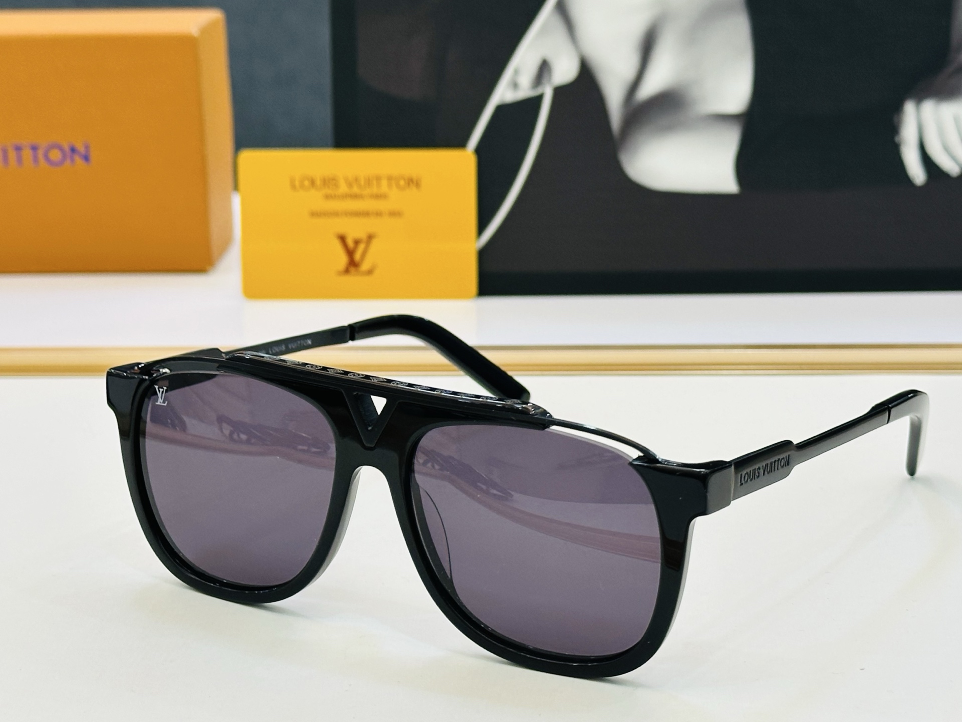 🆕🔺LOUIS VUITTO*🔻路易家 Z0938E 金属框架 方形款男款墨镜 size: 54口18-