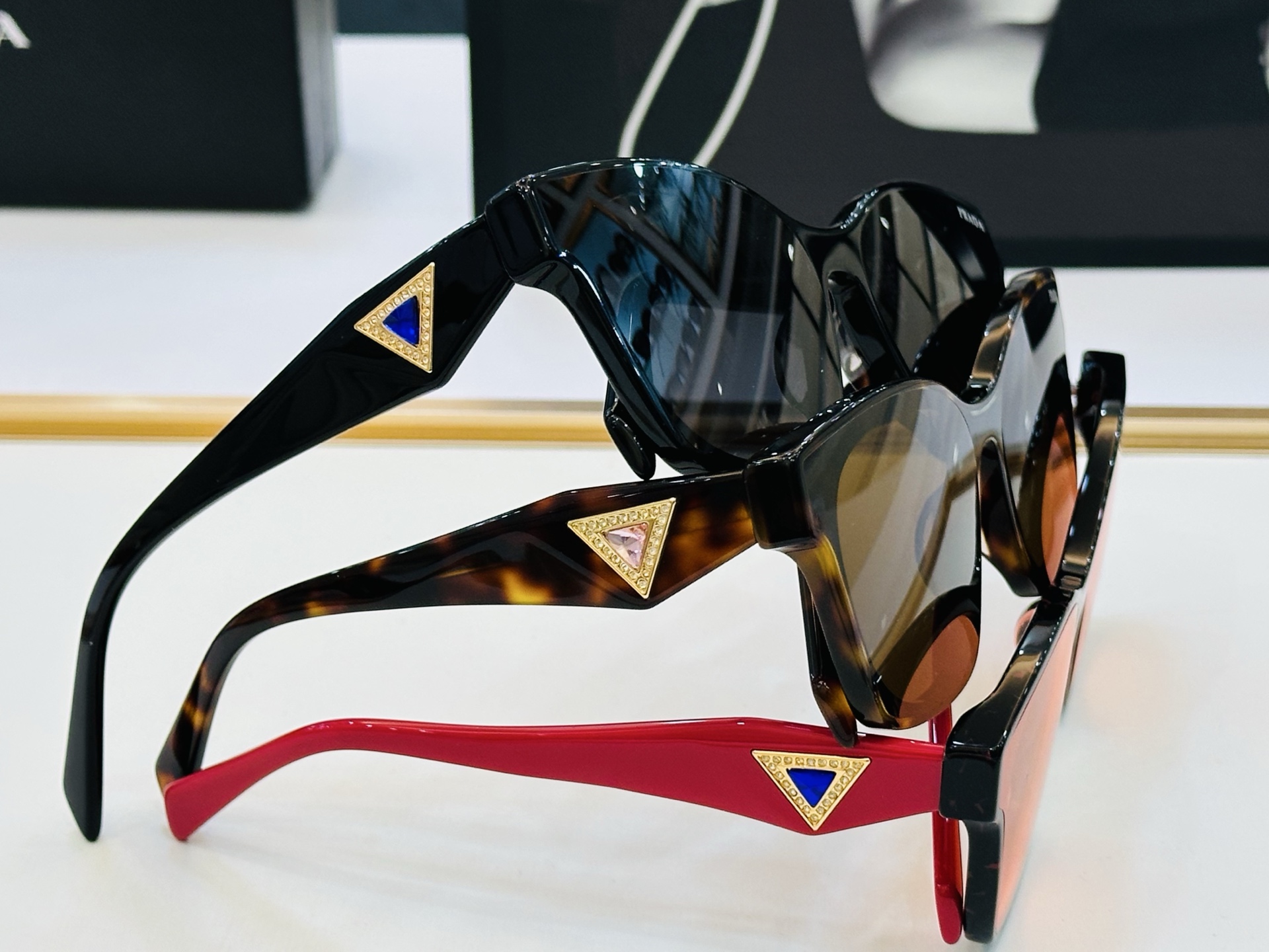 🔺PRAD*🔻普家 PR1705 Size：53口22-145 眼镜系列堪称精湛制作 彰显独特个 bm最