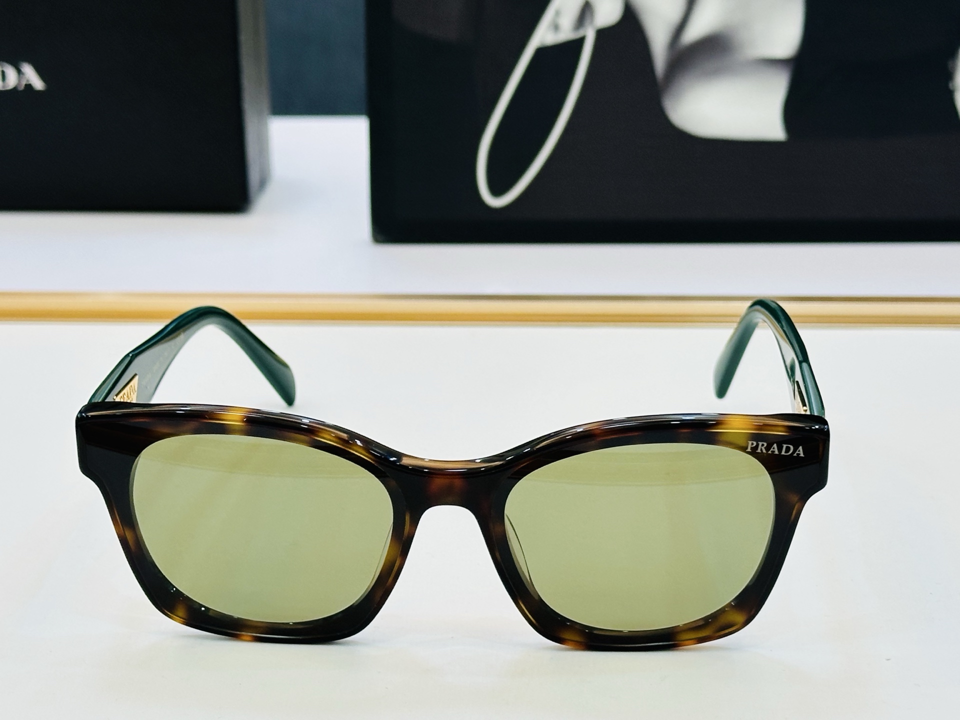 🔺PRAD*🔻普家 PR1705 Size：53口22-145 眼镜系列堪称精湛制作 彰显独特个 bm最