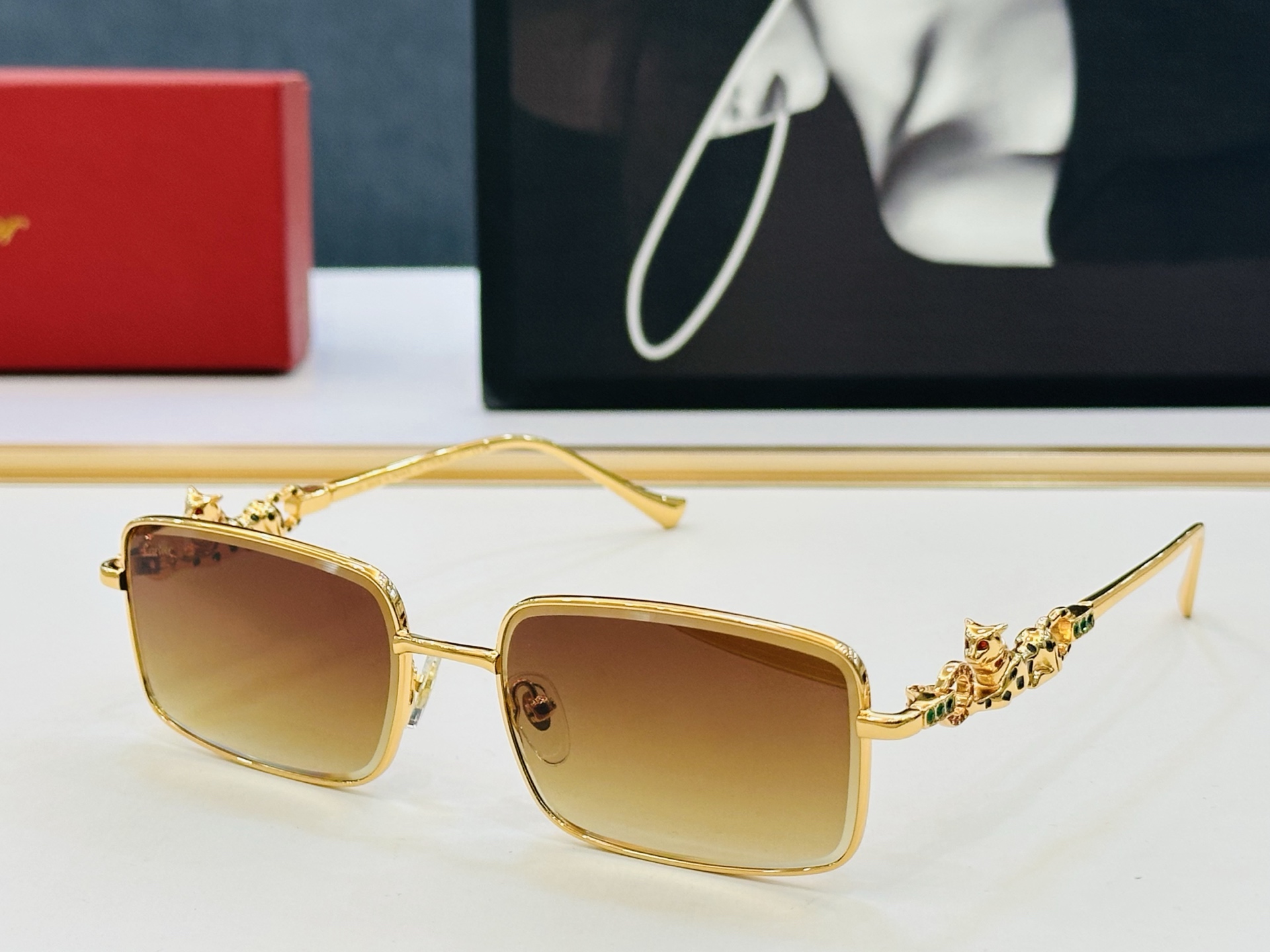 Cartie* 卡家 CT01824 太阳镜 Size：56口17-145 工艺精湛气质十足！bm男女同