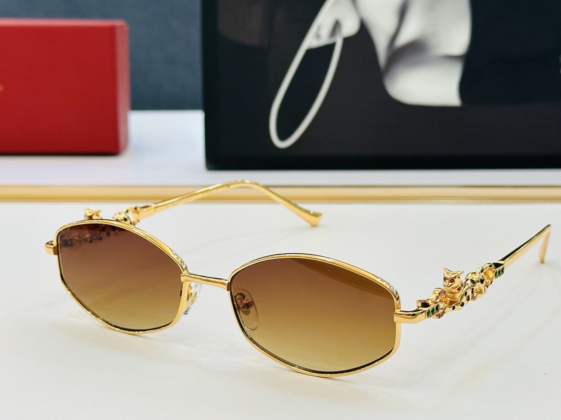 Cartie* 卡家 CT01823 太阳镜 Size：56口17-145 工艺精湛气质十足！bm男女同