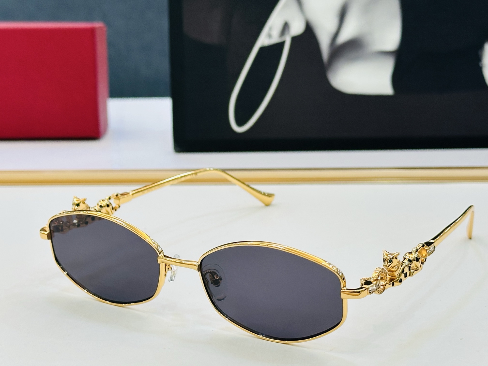 Cartie* 卡家 CT01823 太阳镜 Size：56口17-145 工艺精湛气质十足！bm男女同