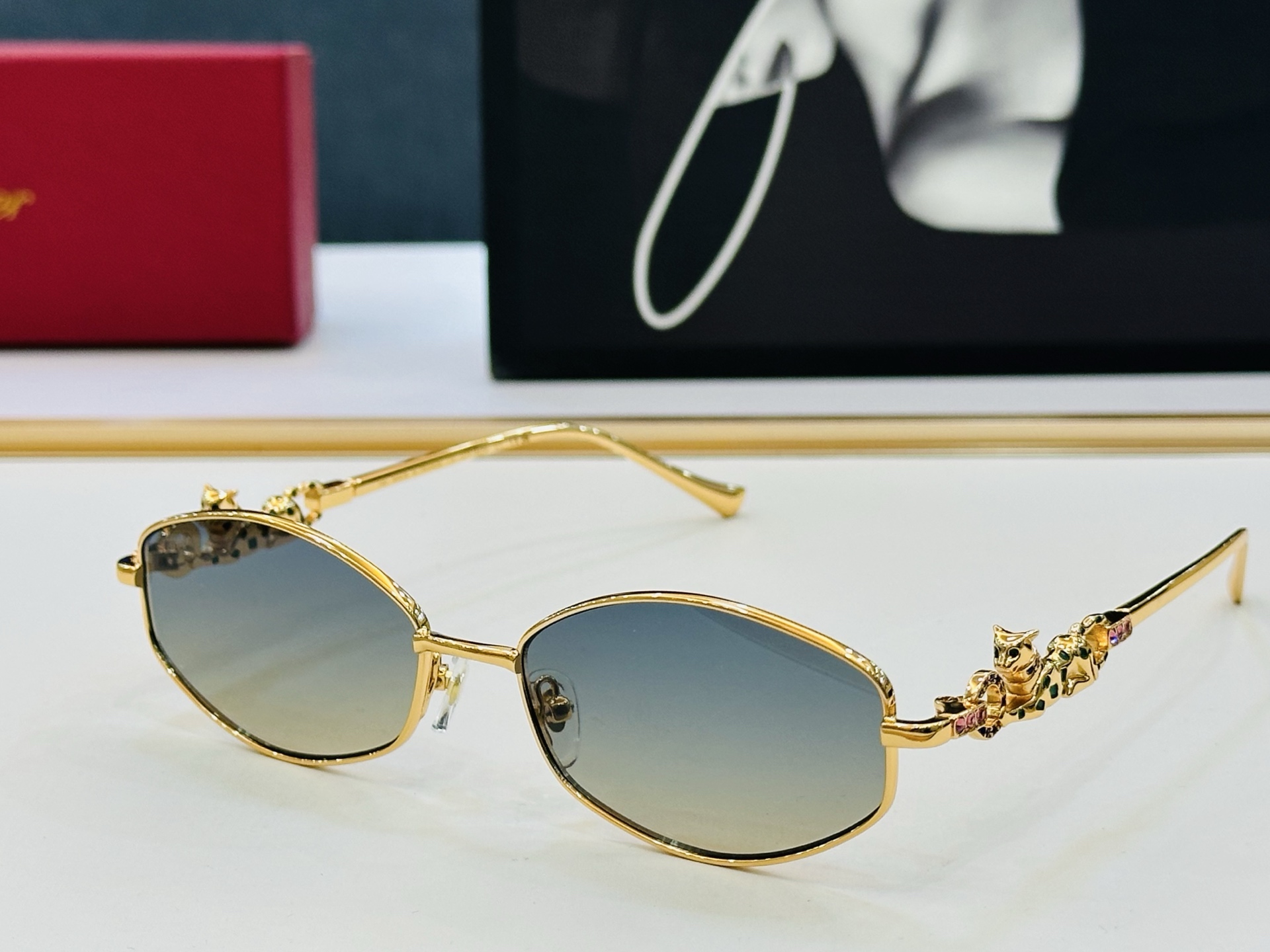 Cartie* 卡家 CT01823 太阳镜 Size：56口17-145 工艺精湛气质十足！bm男女同