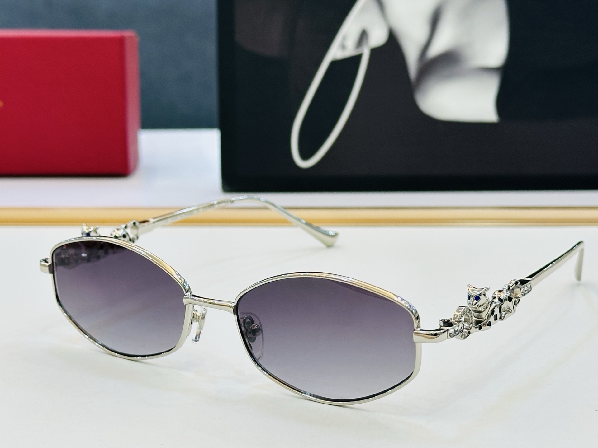 Cartie* 卡家 CT01823 太阳镜 Size：56口17-145 工艺精湛气质十足！bm男女同