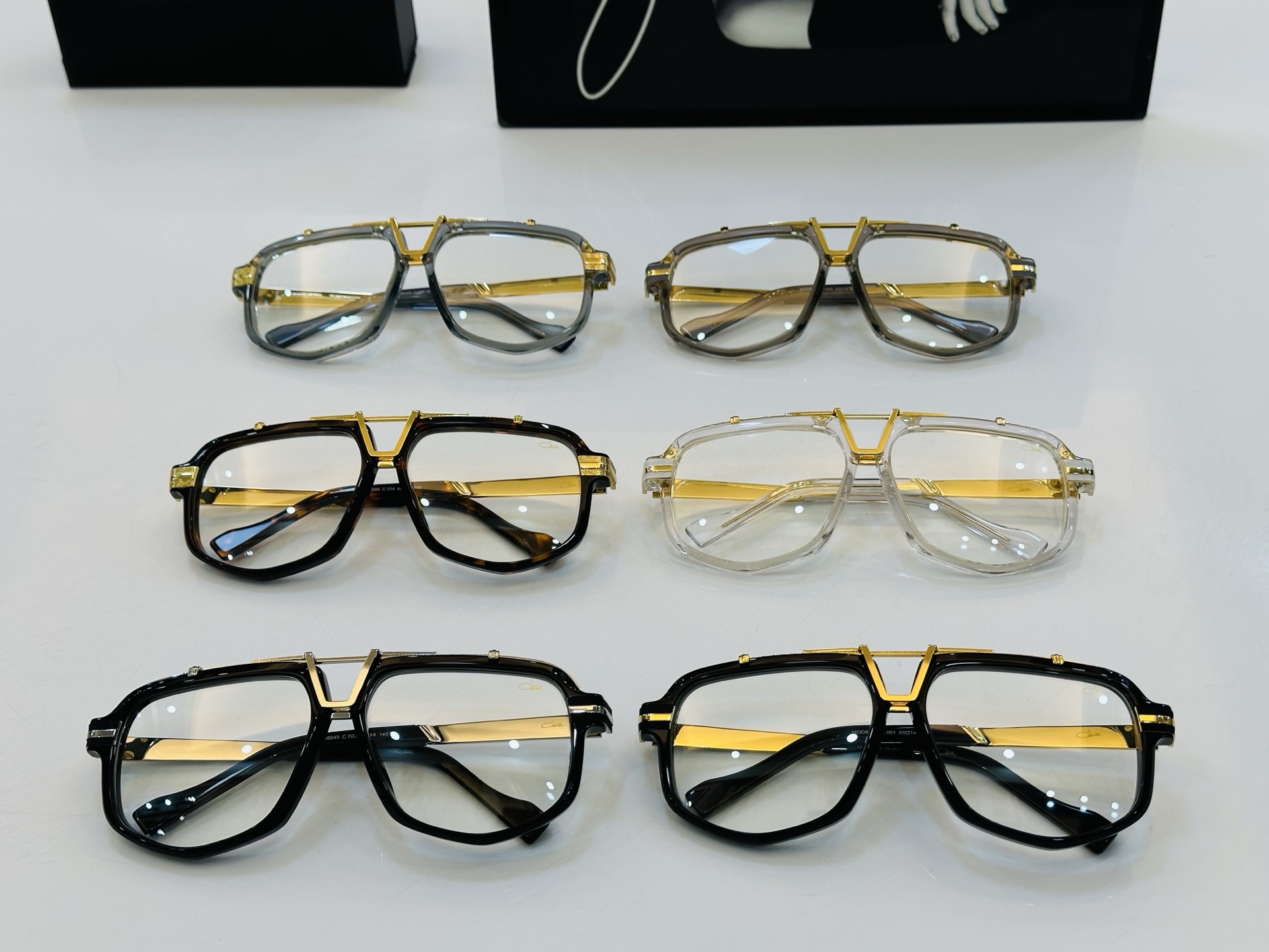 卡加尔 new CAZAL Model:MOD8049 Size: 60口14-145 曲线和直线大胆组