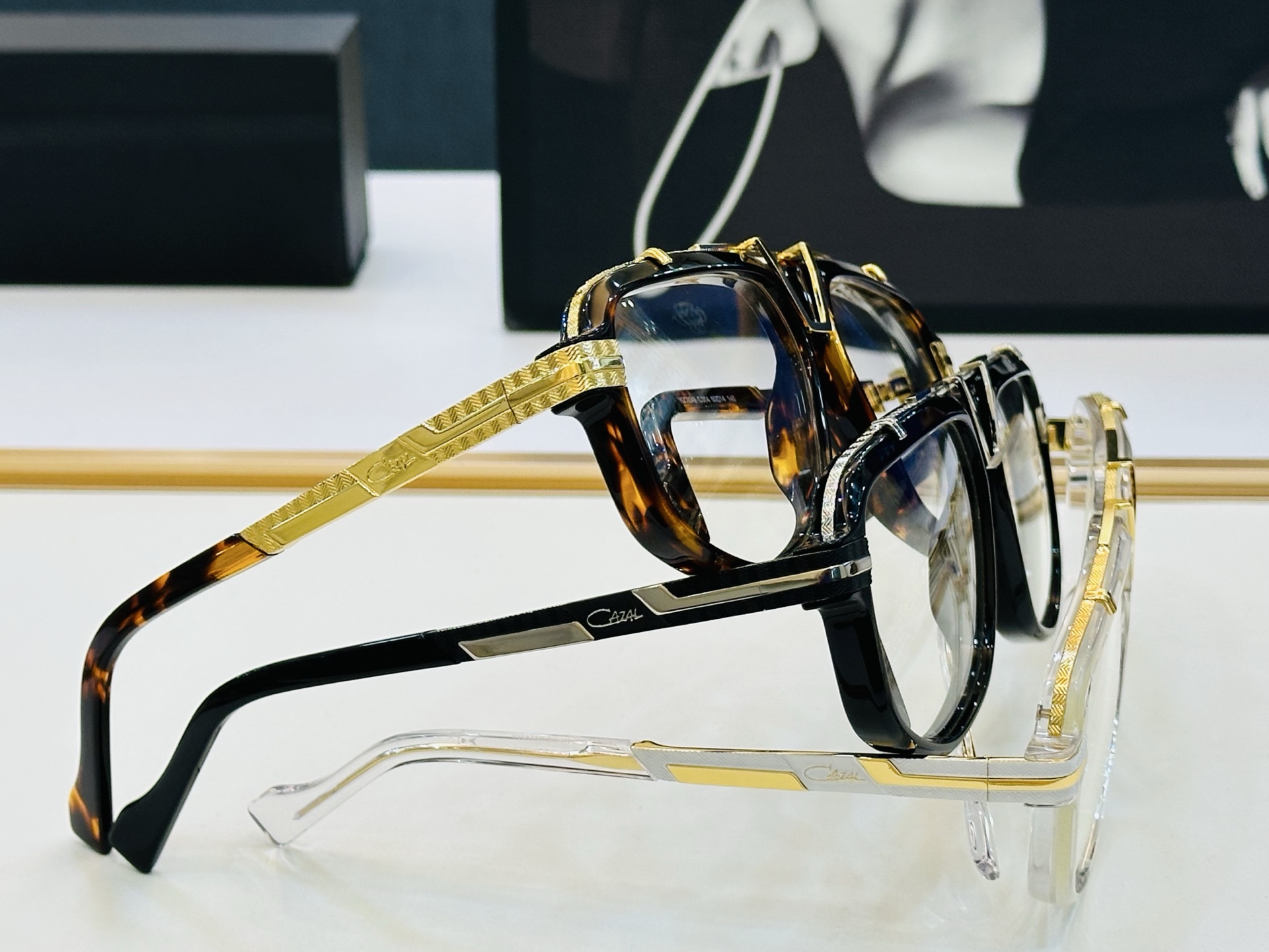 卡加尔 new CAZAL Model:MOD8049 Size: 60口14-145 曲线和直线大胆组