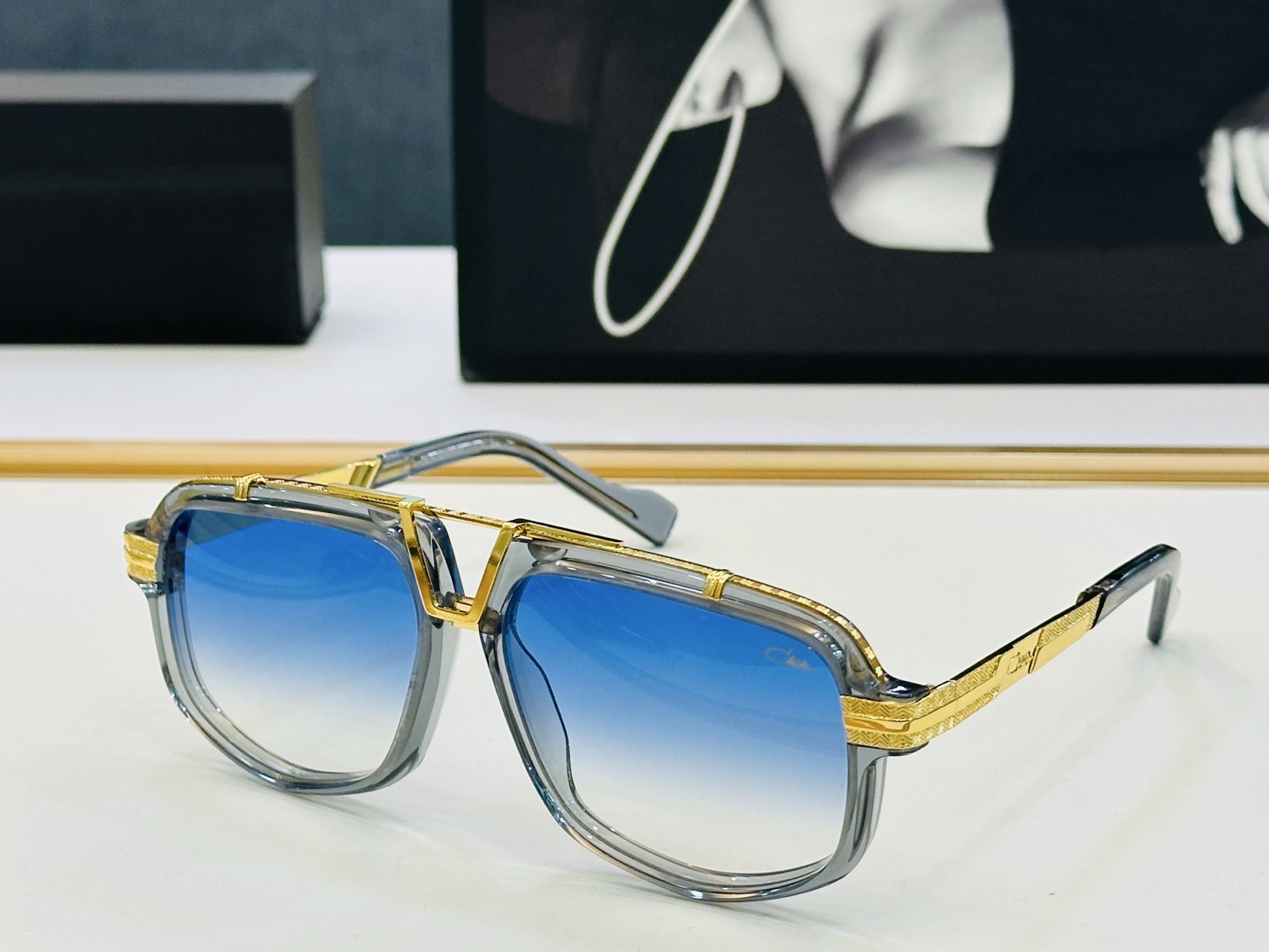 卡加尔 new CAZAL Model:MOD8049 Size: 60口14-145 曲线和直线大胆组