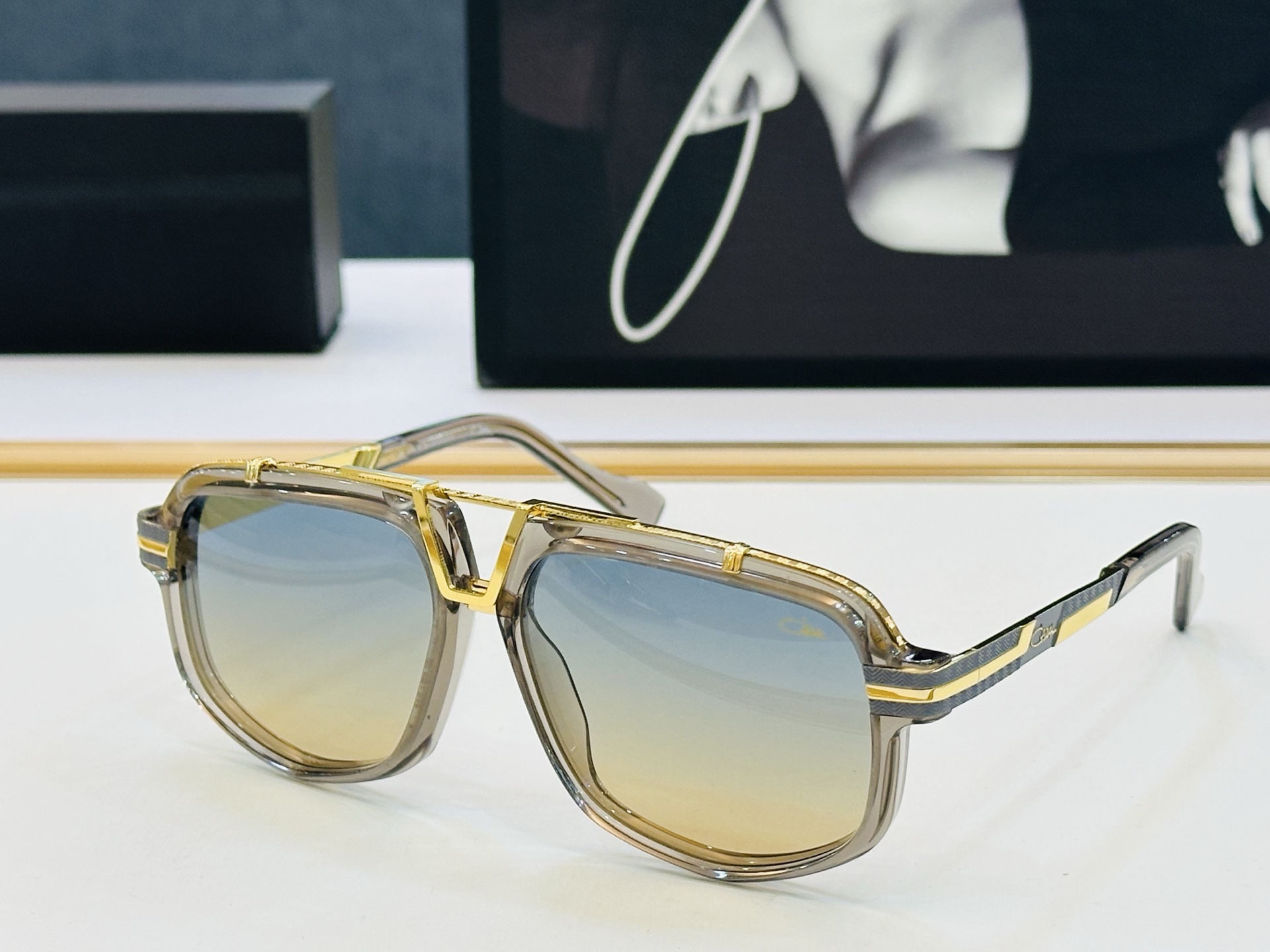 卡加尔 new CAZAL Model:MOD8049 Size: 60口14-145 曲线和直线大胆组