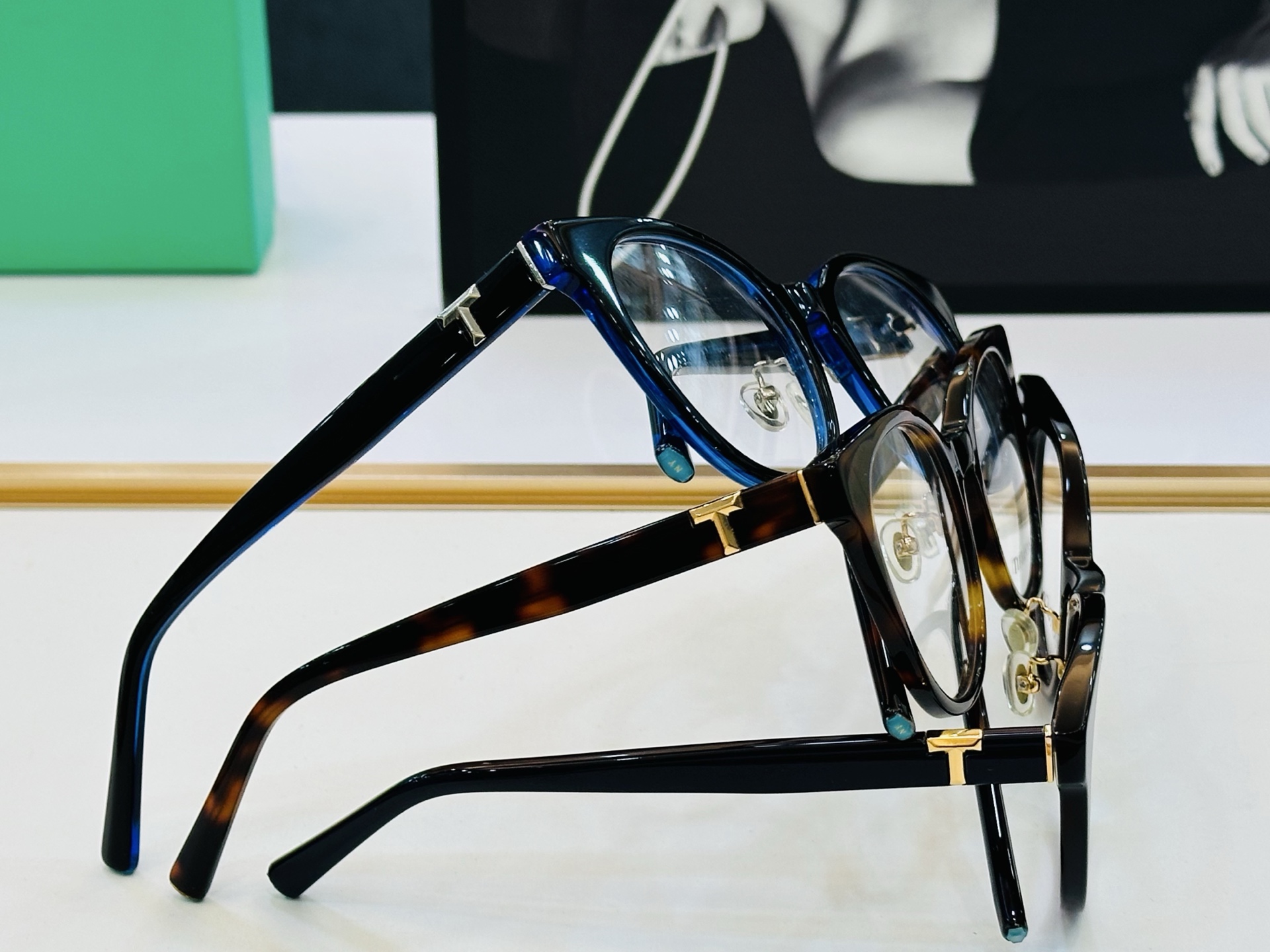 蒂芙家 Tiffany & CO. TF2238D Size：53口20-145 时尚太阳镜架 👍b多色