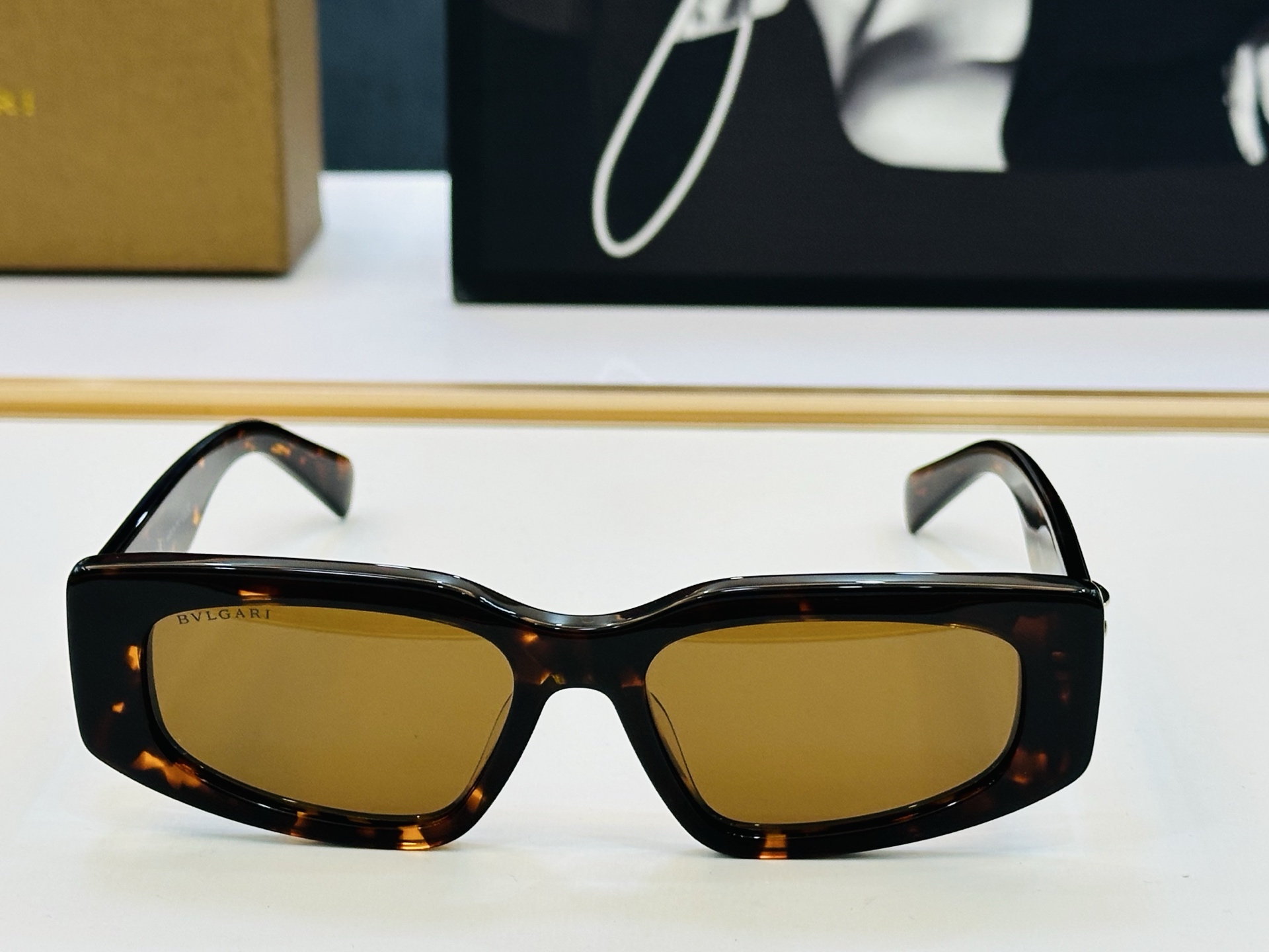 🆕款 官网同售 宝格家 BV40014 👍 Size ：53口18-145 绝对要买😎品质非常完美 L出