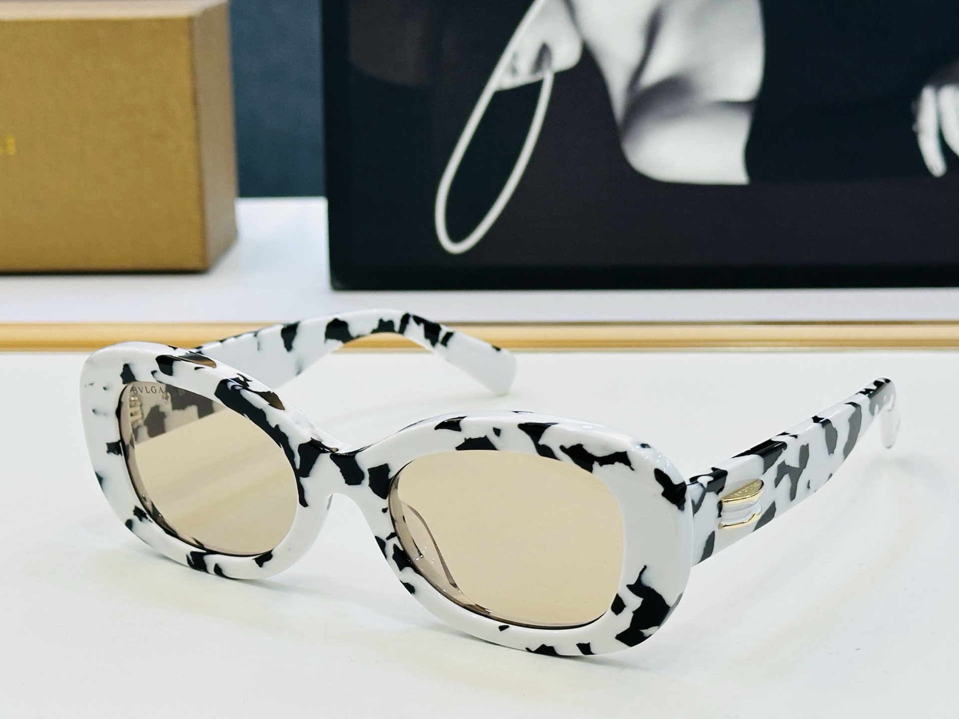 🆕款 官网同售 宝格家 BV40039 👍 Size ：51口23-145 绝对要买😎品质非常完美 L出