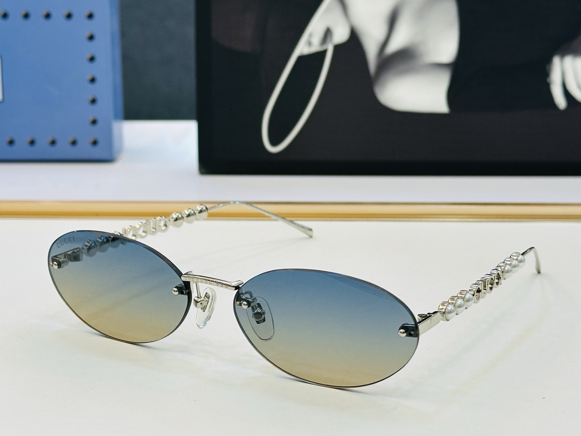 GUCC* 古家 GG1922SA 🐝🐝系列 Size：63口18-140 🍁🍁 FD超绝品质太阳镜 。