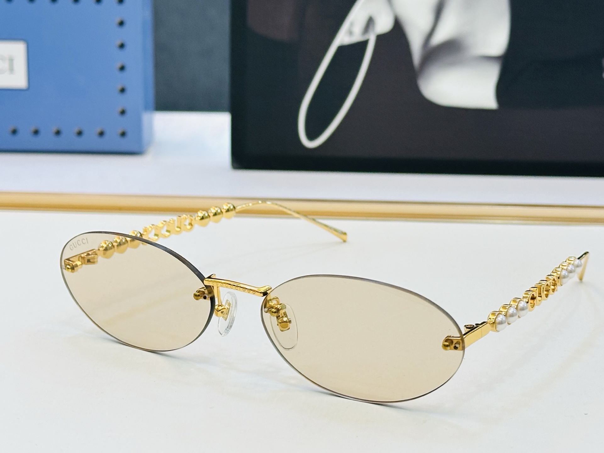 GUCC* 古家 GG1922SA 🐝🐝系列 Size：63口18-140 🍁🍁 FD超绝品质太阳镜 。