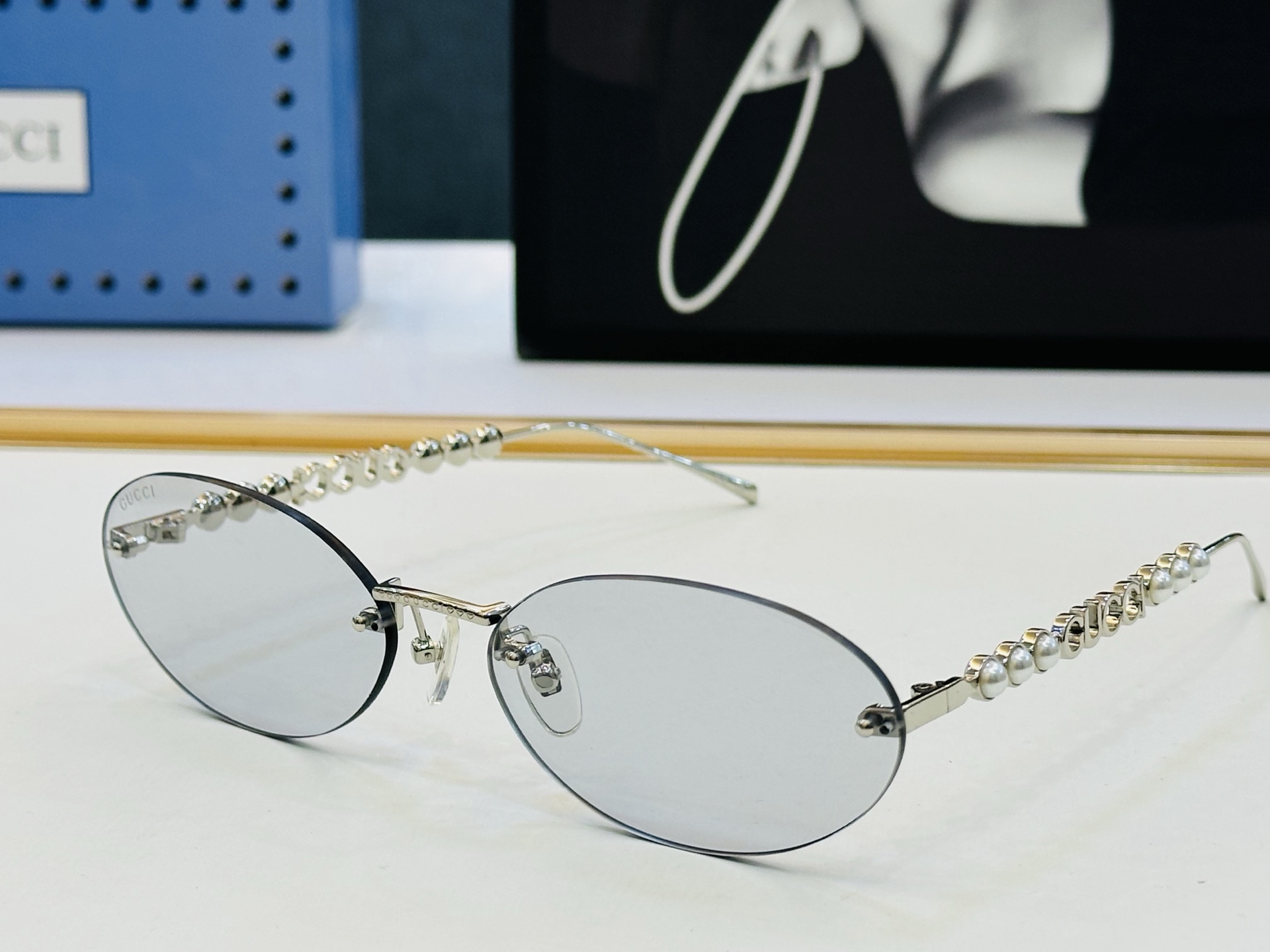 GUCC* 古家 GG1922SA 🐝🐝系列 Size：63口18-140 🍁🍁 FD超绝品质太阳镜 。