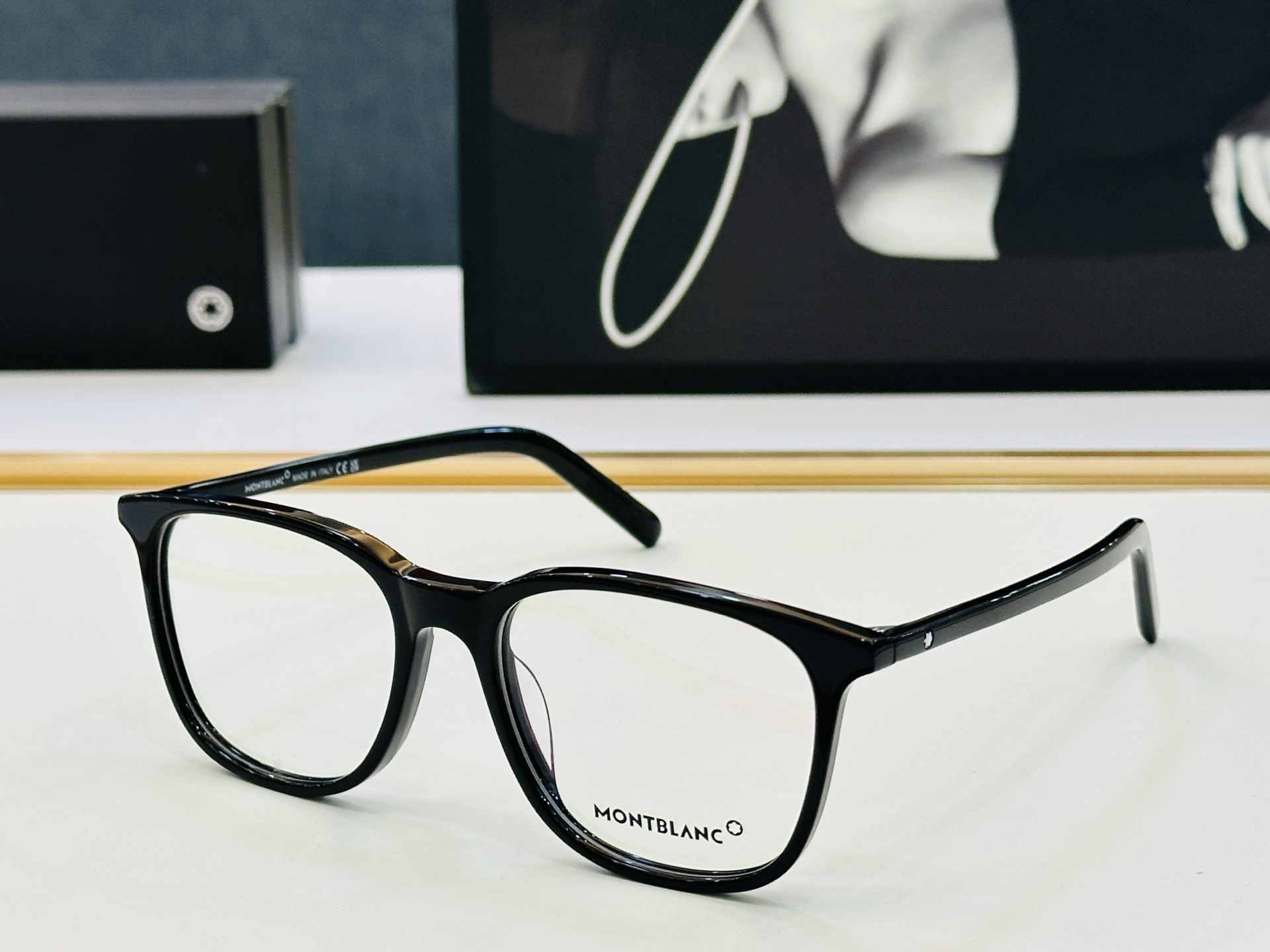 NO:553512,MB0327O Size 54 mouth 18-145 Montblanc can really show one's taste, quality, solid workmanship, L light distribution frame, glasses, sunglasses, sunglasses, glasses, montblanc19860909MB0327O Size54口18-145 万宝龙 非常能彰显一个人的品味品质做工稳实 L 配光架 眼镜墨镜太阳镜,眼镜,montblanc,glasses