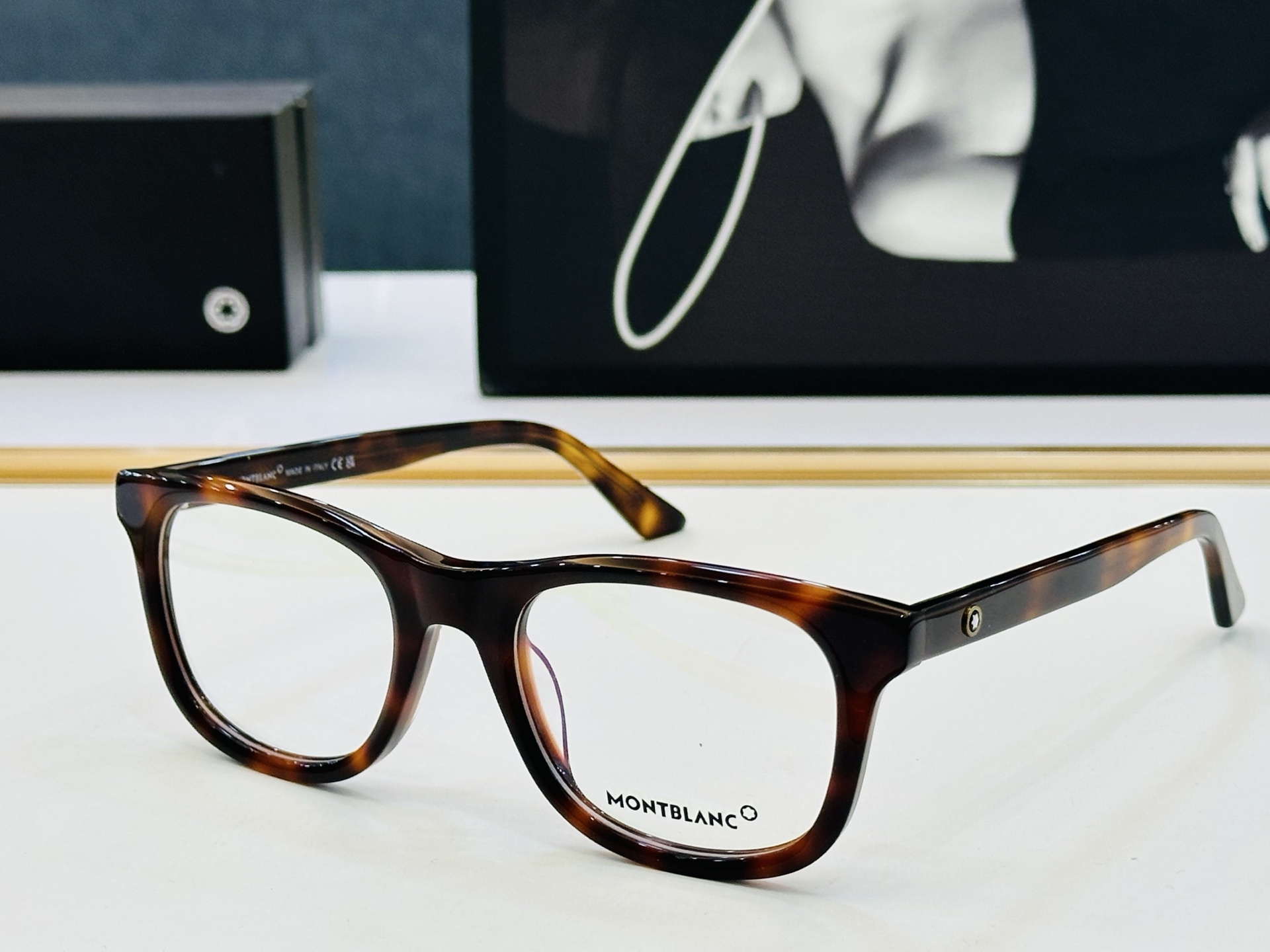 MB0385O Size：54口22-145 🌤万宝龙 非常能彰显一个人的品味品质做工稳实 L 配光架