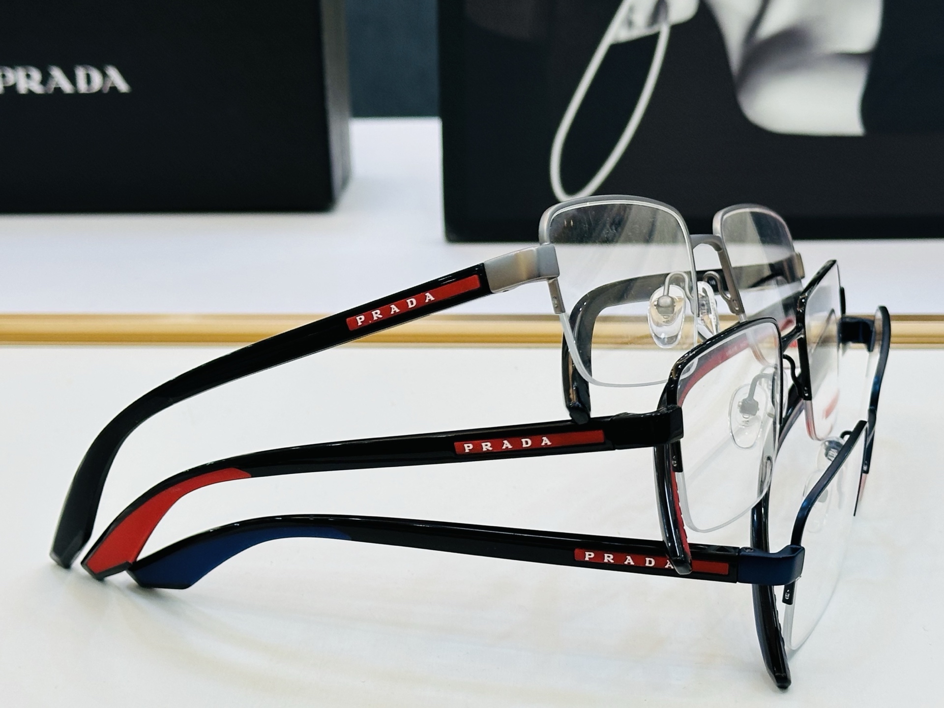 🔺PRAD*🔻普家 VPS 51S Size：54口18-145 眼镜系列堪称精湛制作 彰显独特个 W 