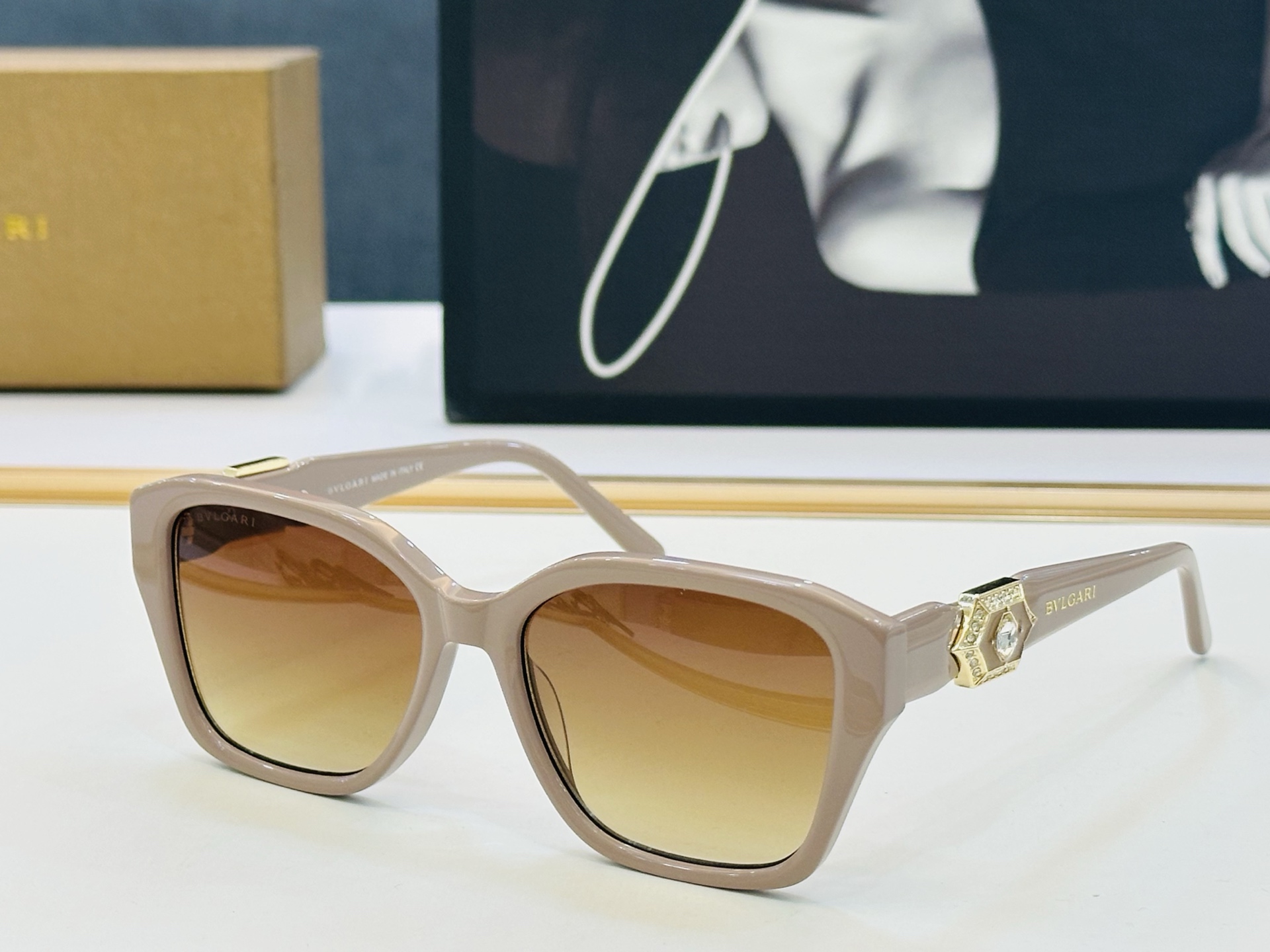 🆕款 官网同售 宝格家 BV50090 👍 Size ：55口17-145 绝对要买😎品质非常完美 L出