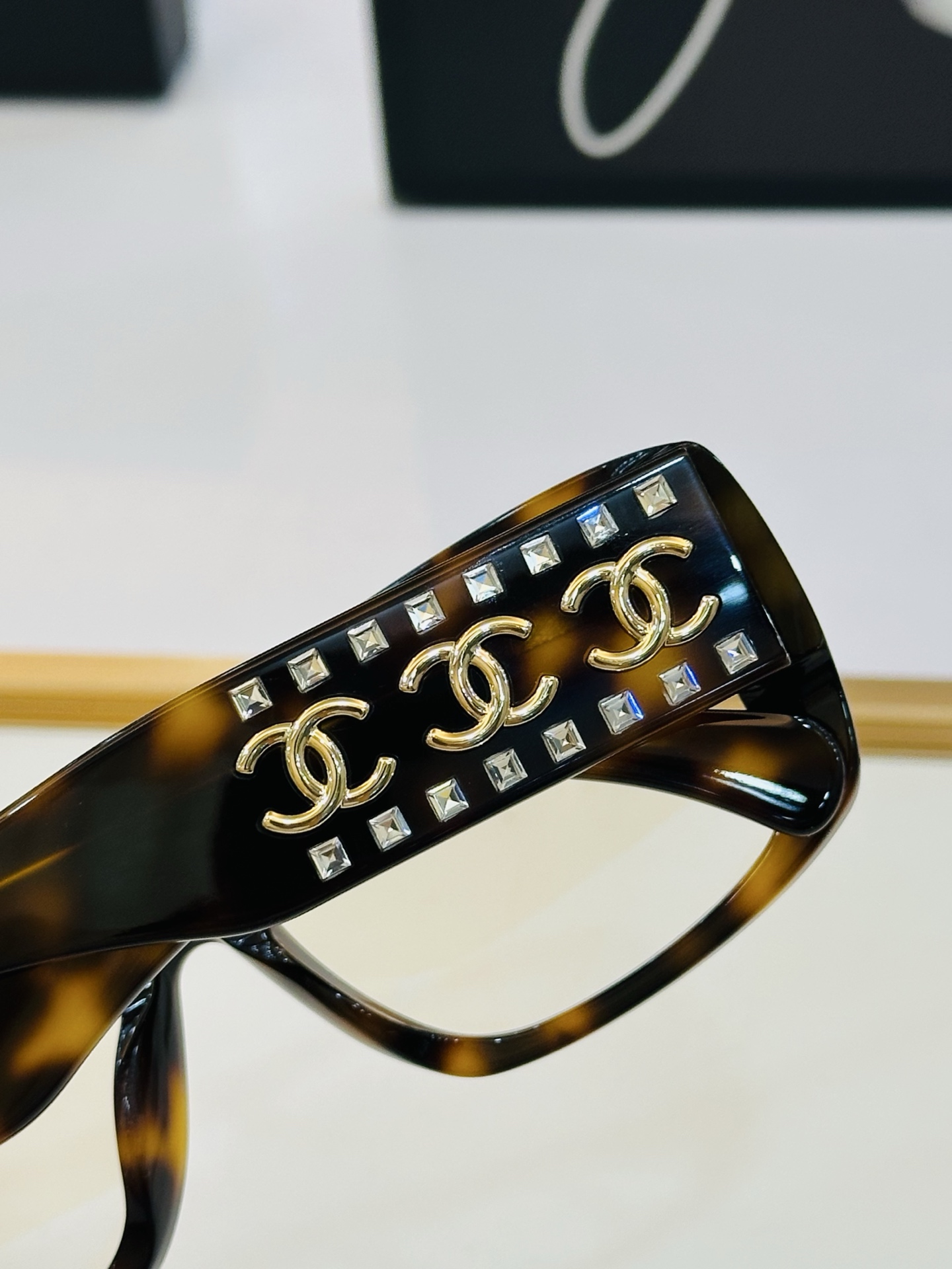 🆕 【CHANE*/香家】MODEL:CH9160B Size：56口17-145 💅🏻💓C太阳镜