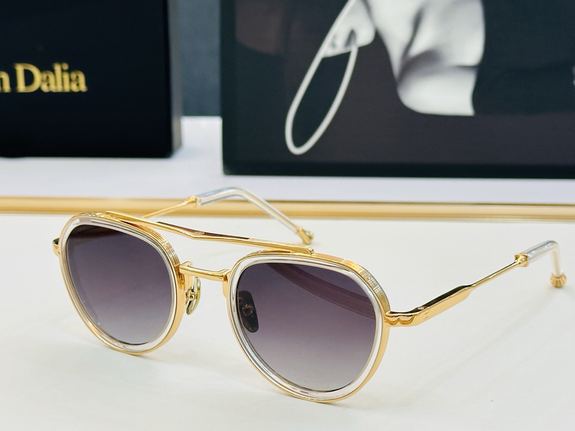 JACQUES MARIE C150 Size：50口24-145 日本手工眼镜 镜框採用上板材打造出 