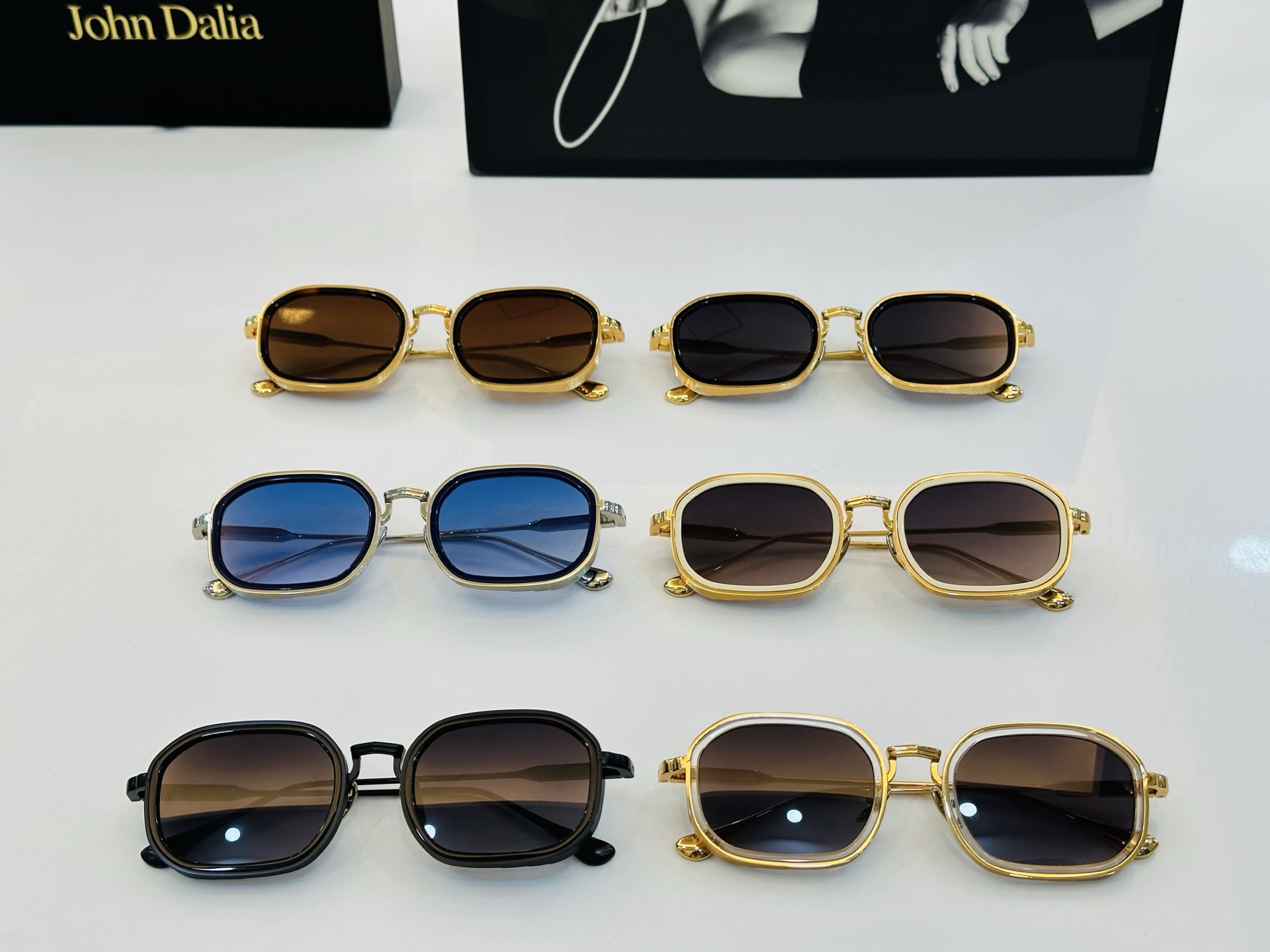 JACQUES MARIE C301 Size：51口22-145 日本手工眼镜 镜框採用上板材打造出 