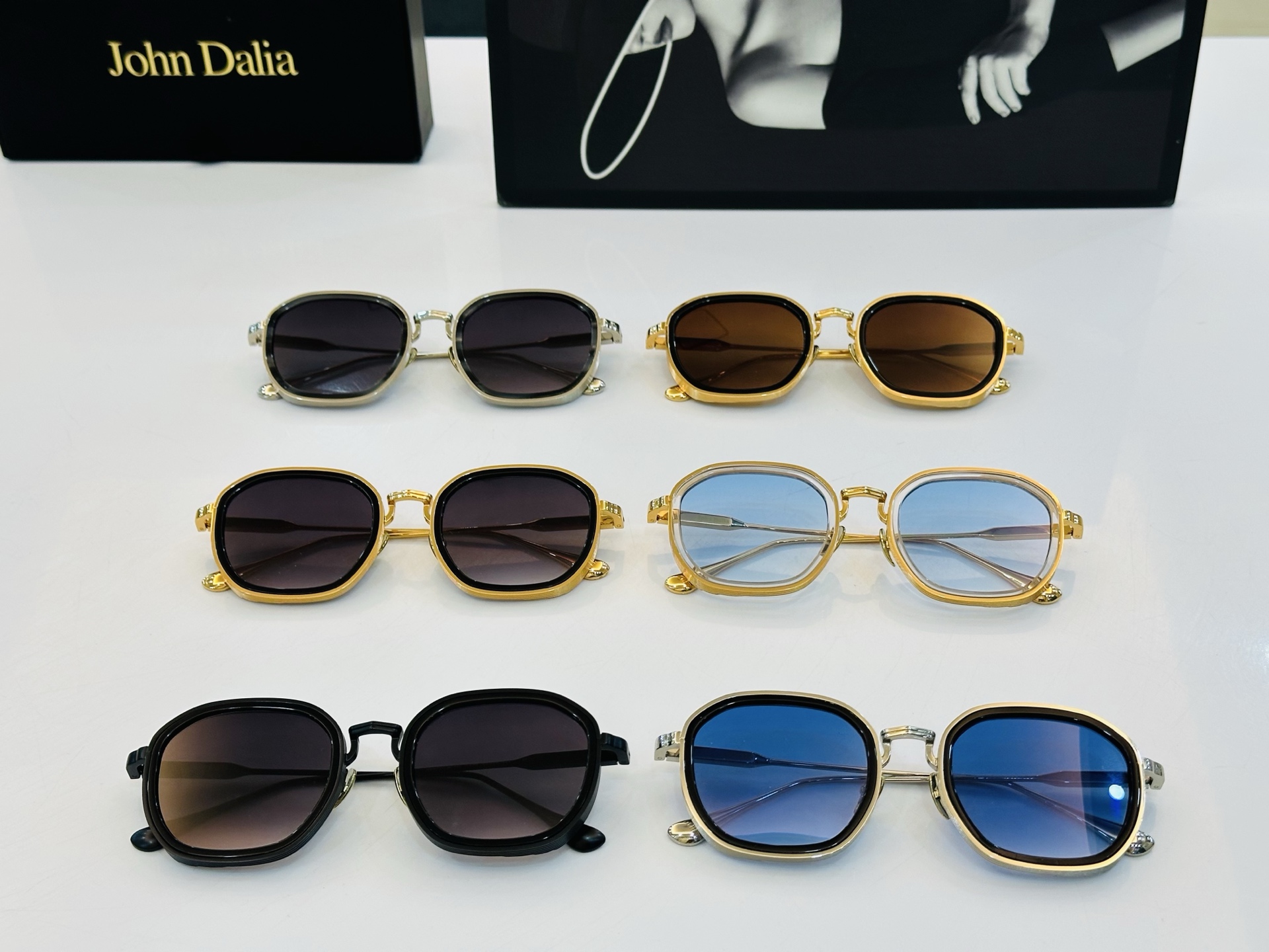 JACQUES MARIE C109 Size：51口22-145 日本手工眼镜 镜框採用上板材打造出 